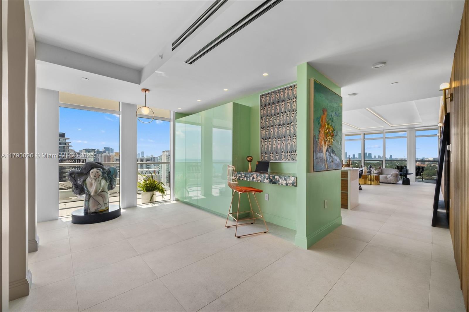 THE CARIBBEAN CONDO - Residential