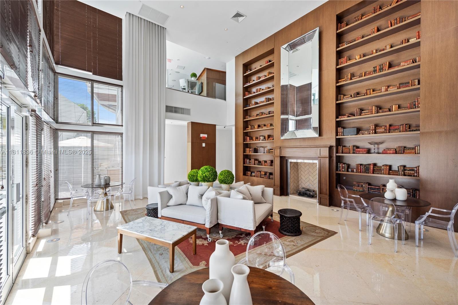 ICON CONDO - Residential