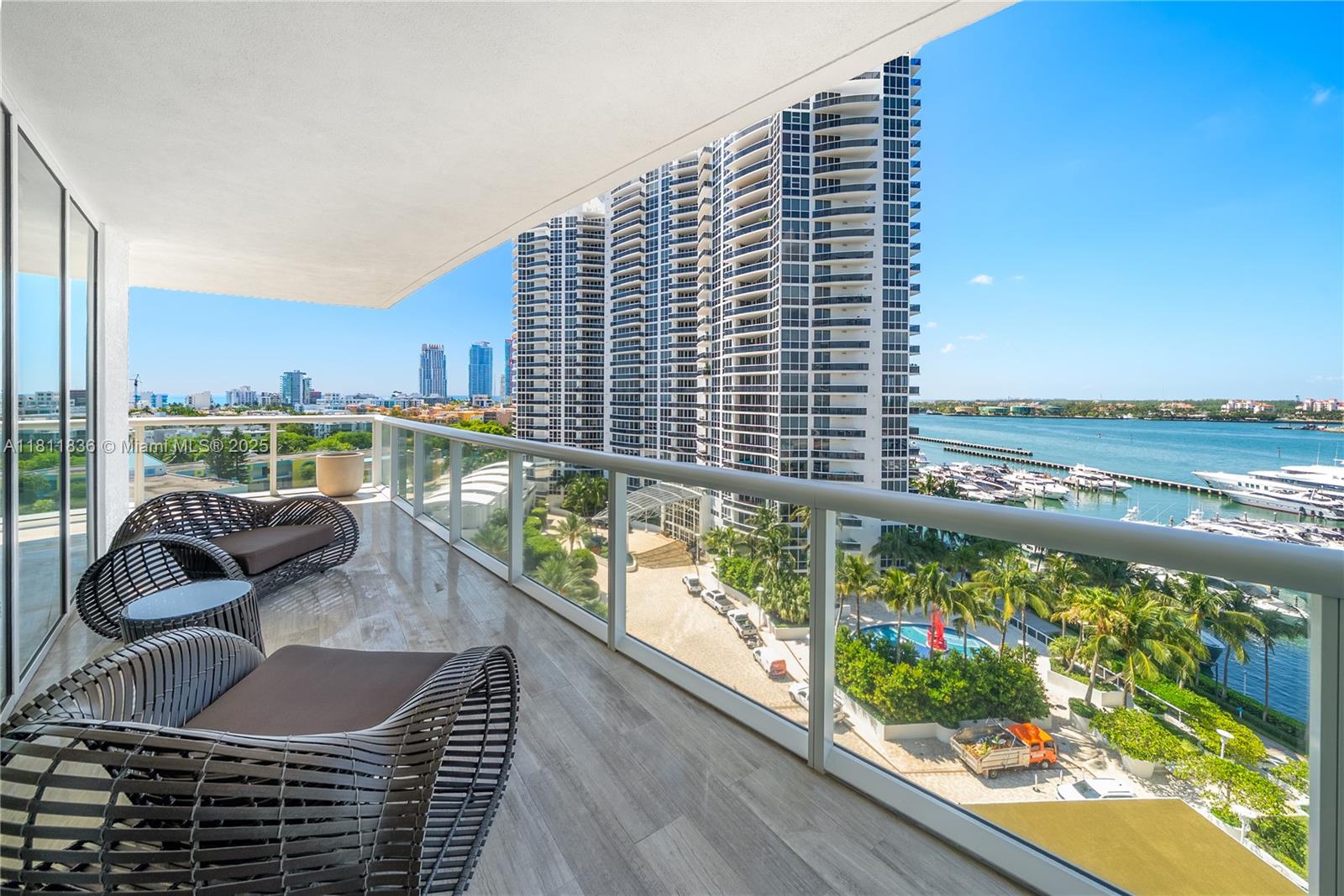 ICON CONDO - Residential