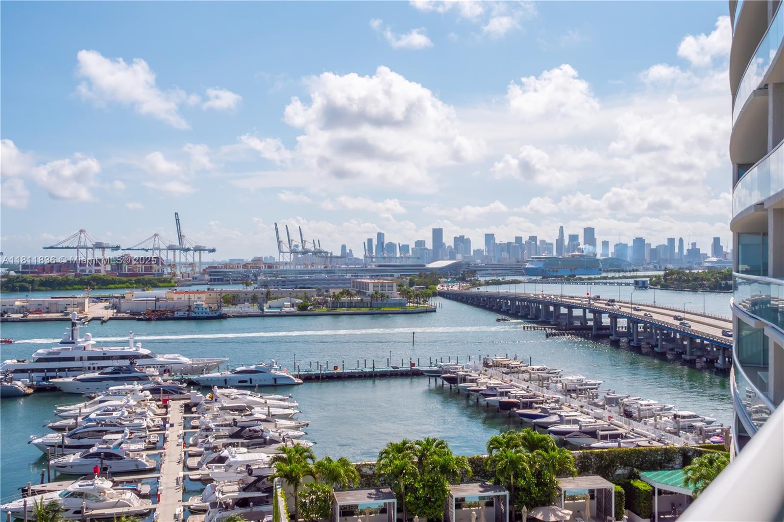 450 Alton Rd 1007, Miami Beach, Miami-Dade County, Florida - 4 Bedrooms  
5 Bathrooms - 