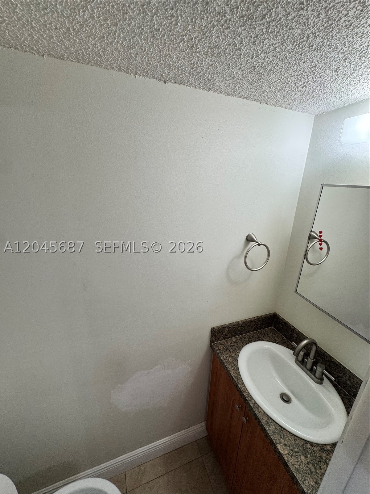 421 Swallow Dr 10