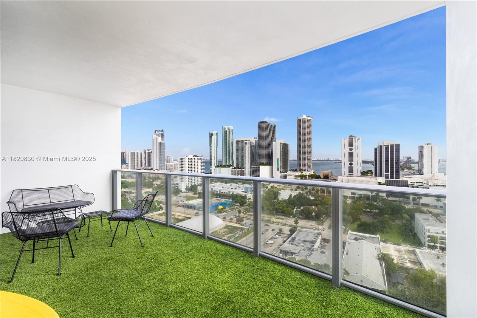 3 bedrooms + den, 4 baths, 2 kitchens - Enjoy living and working in these two combined units, 1901-1920, both
offering northeast-facing, breathtaking views of Biscayne Bay, Port of Miami, and the Downtown Miami skyline.
These spacious units are luminous, featuring state-of-the-art kitchens with quartz countertops and expansive floorto-ceiling windows. "CANVAS CONDO" provides over 30,000 sq ft of lifestyle amenities, including three pools, a spa/sauna with a treatment room, a business center, a fully equipped fitness center, an enclosed racquetball court,
indoor/outdoor yoga garden, a children's playroom, and a rooftop area offering panoramic city and bay views. This
prime Miami location is perfect for enjoying the city's vibrant lifestyle, art and dining.
Available September 10, 2025