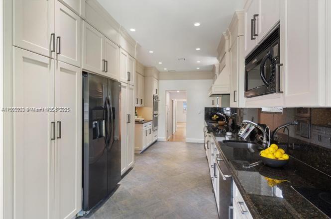 NAUTILUS ADDN - Residential Lease