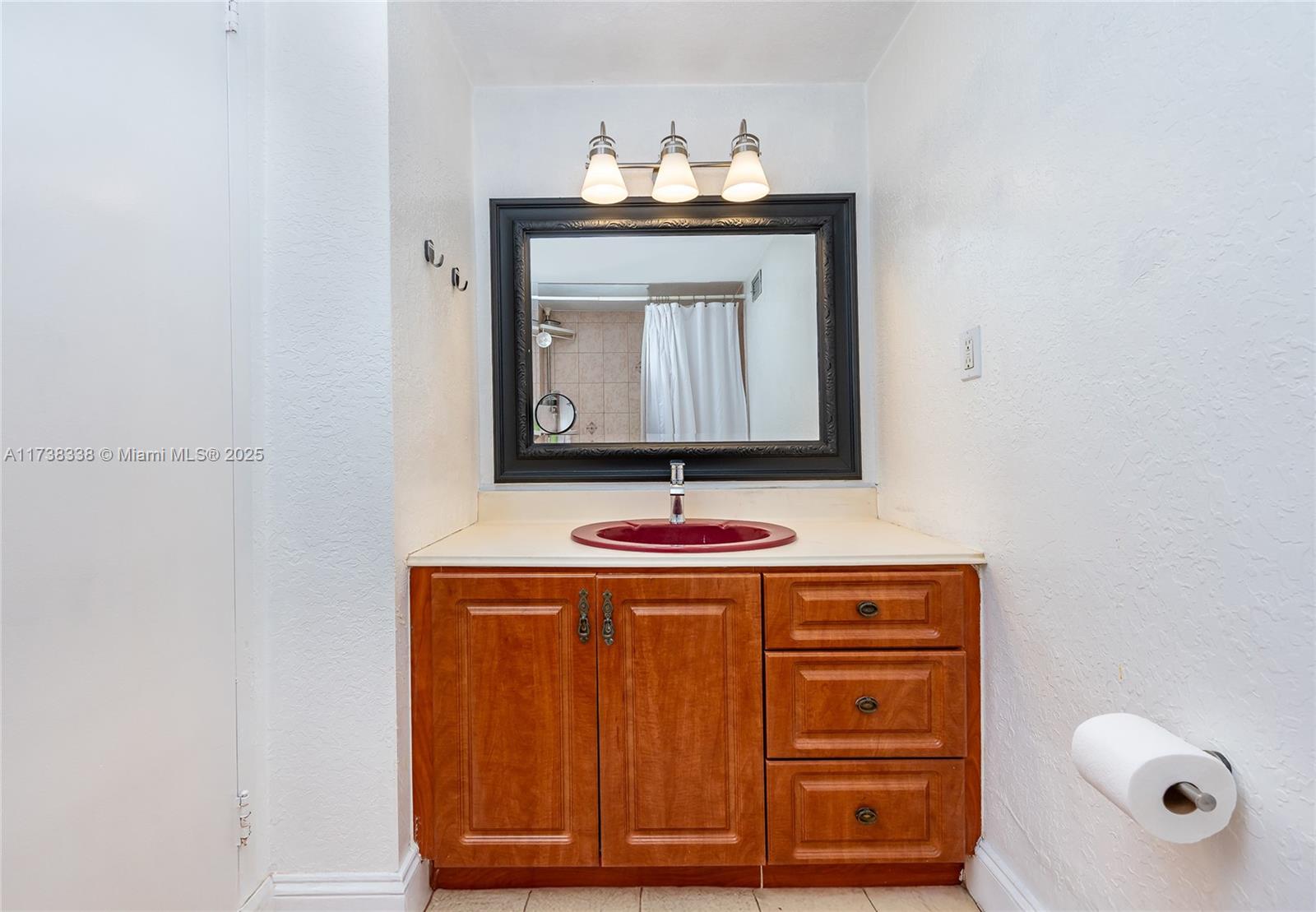 TRITON TOWER CONDO - Residential