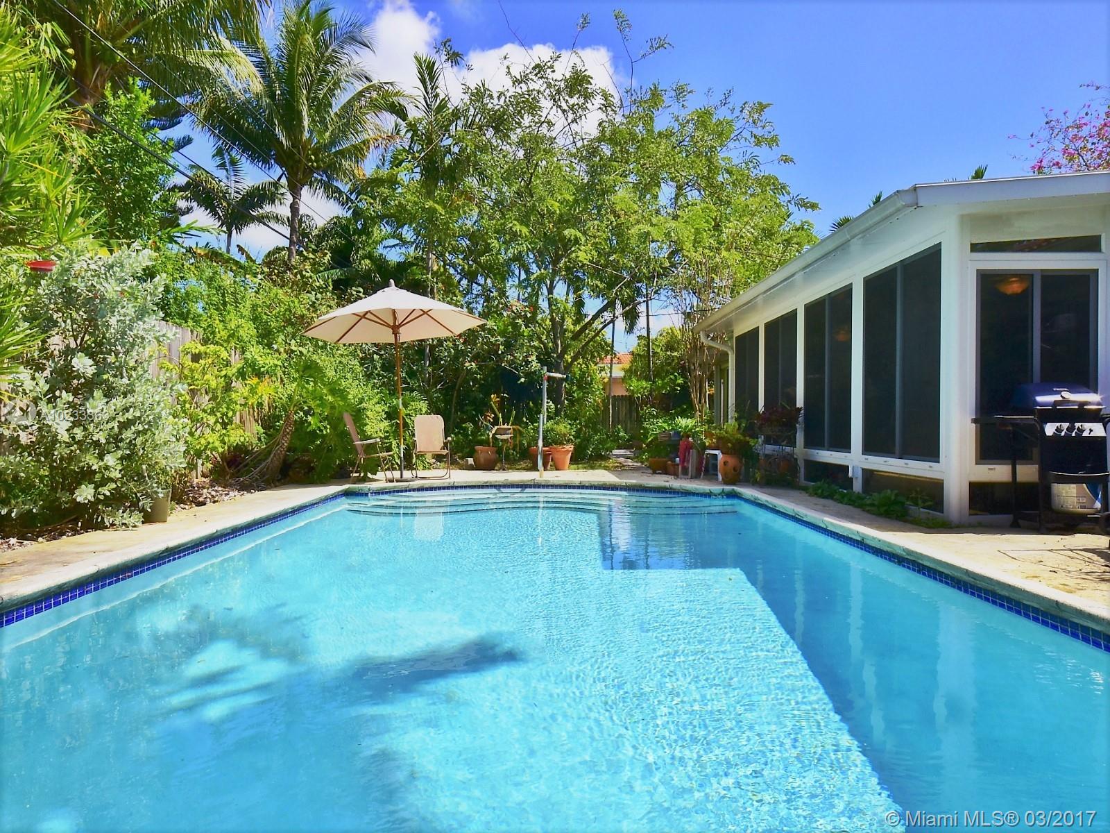 AMD EDGEWATER MANORS - Residential