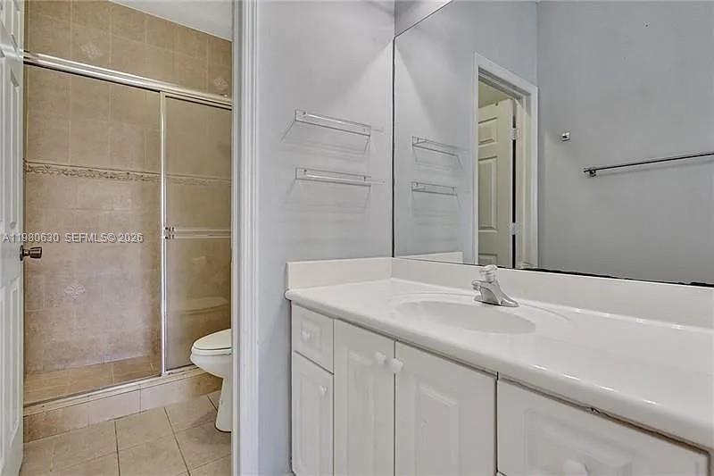 VILLAS AT HARBOR ISLES - Residential Lease