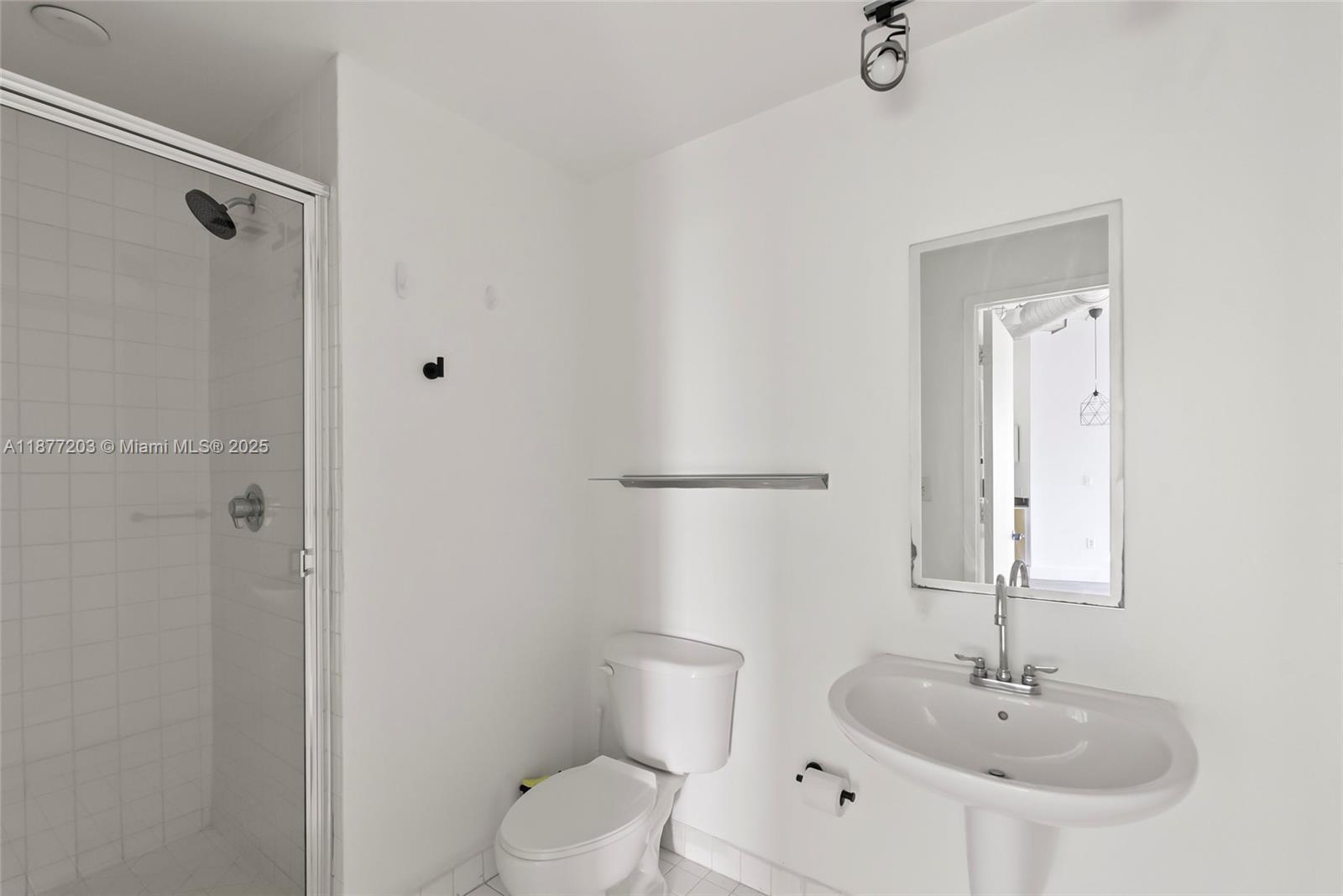 NEO CONDO - Residential