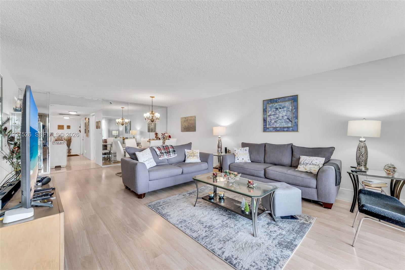 3095 N Course Dr 201