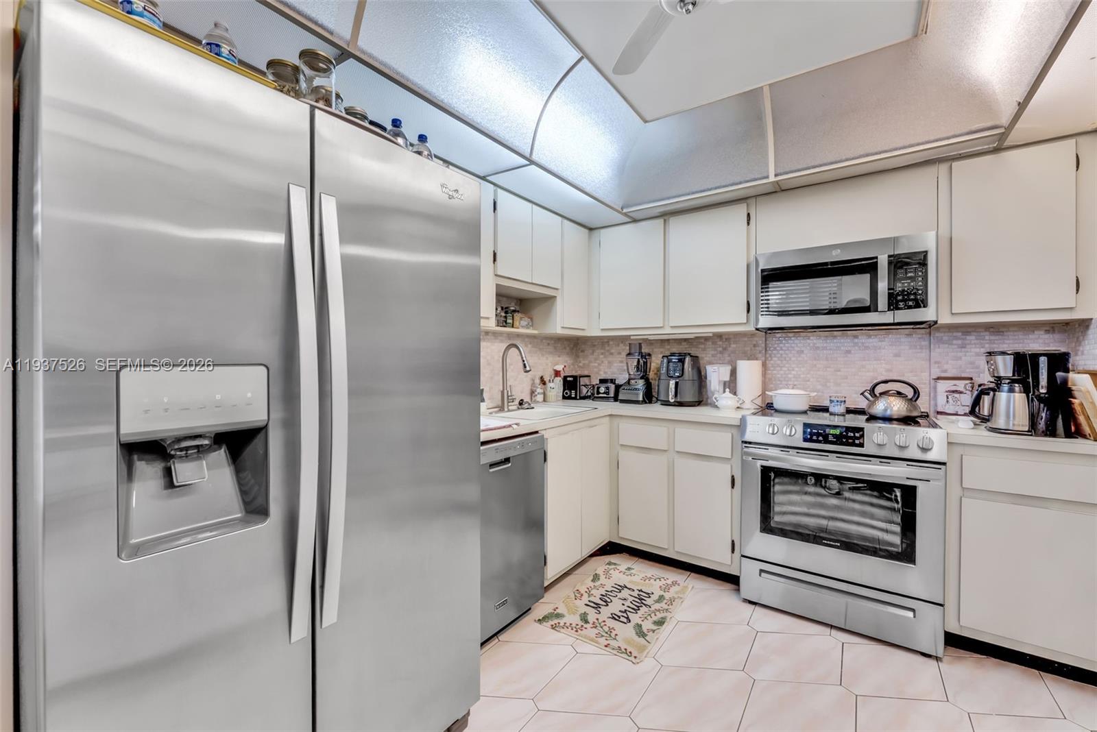 NO 52 PALM-AIRE COUNTRY C - Residential