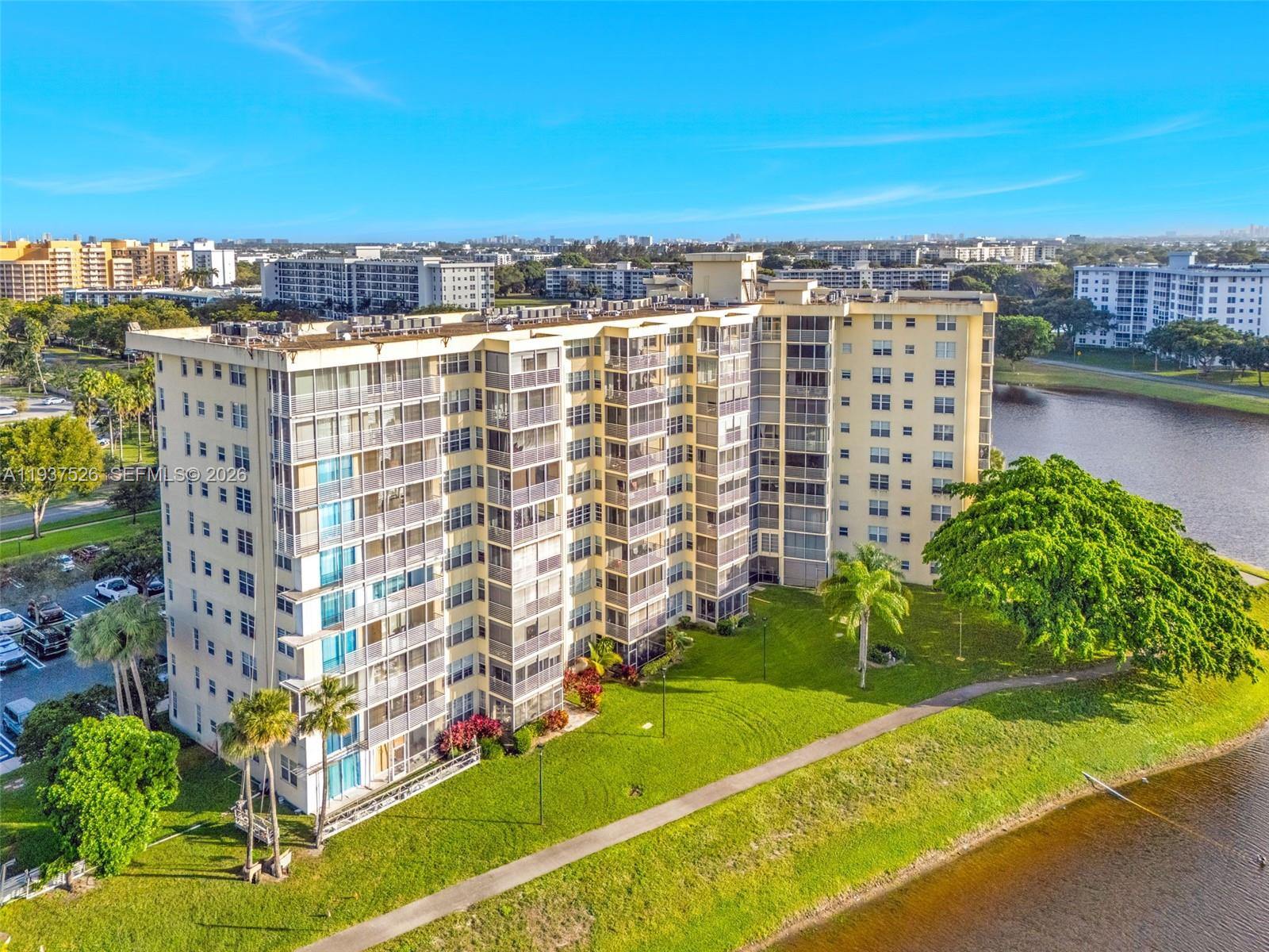 3095 N Course Dr 201