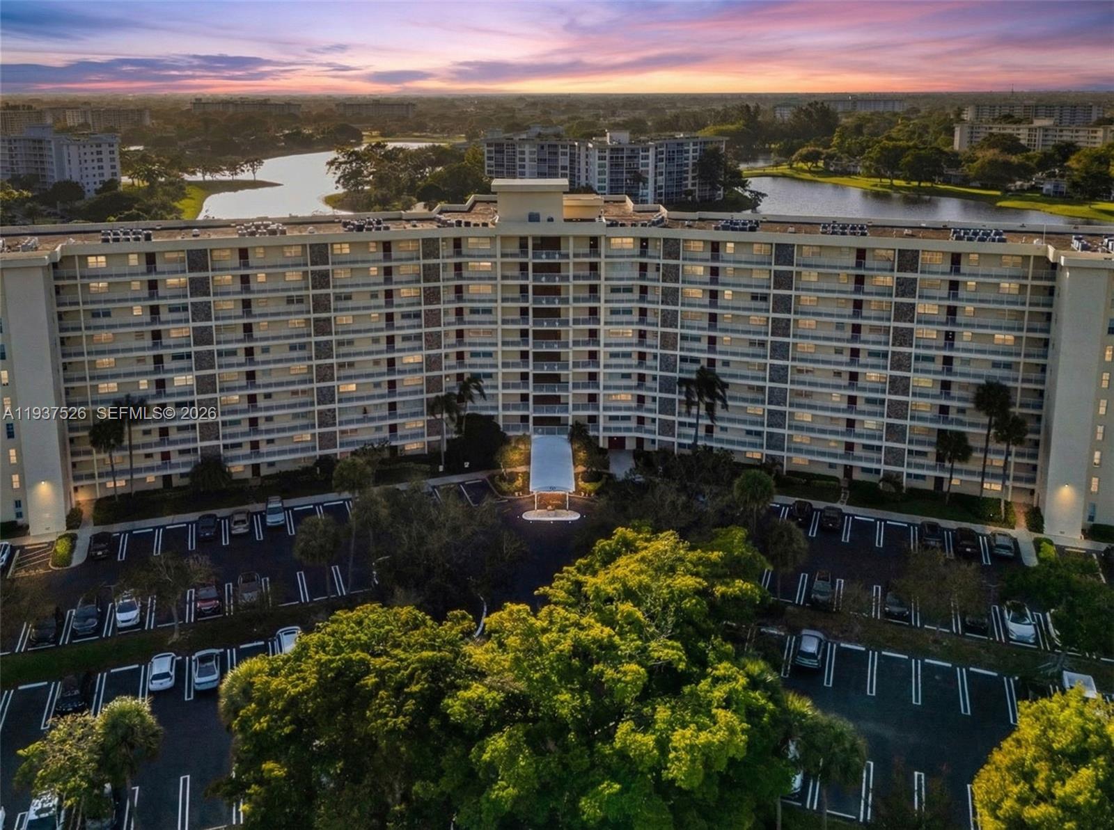 NO 52 PALM-AIRE COUNTRY C - Residential