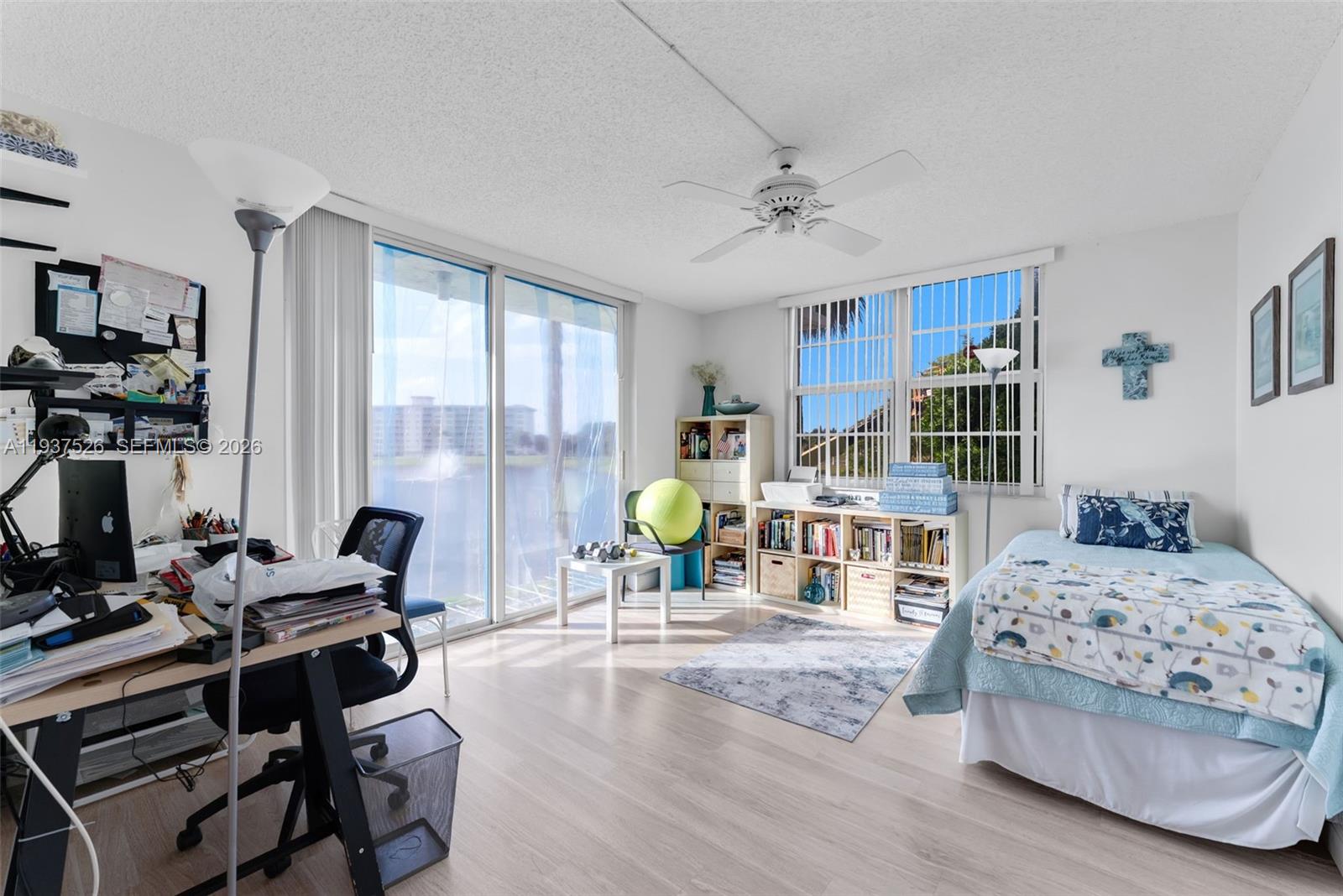 NO 52 PALM-AIRE COUNTRY C - Residential