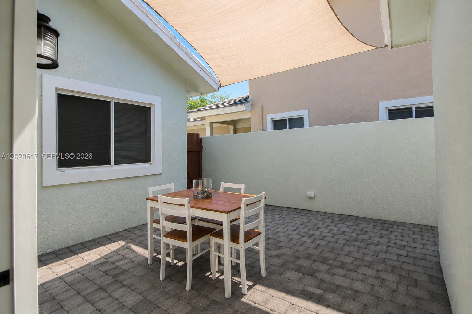 EMILIOS PLACE AT OASIS - Residential