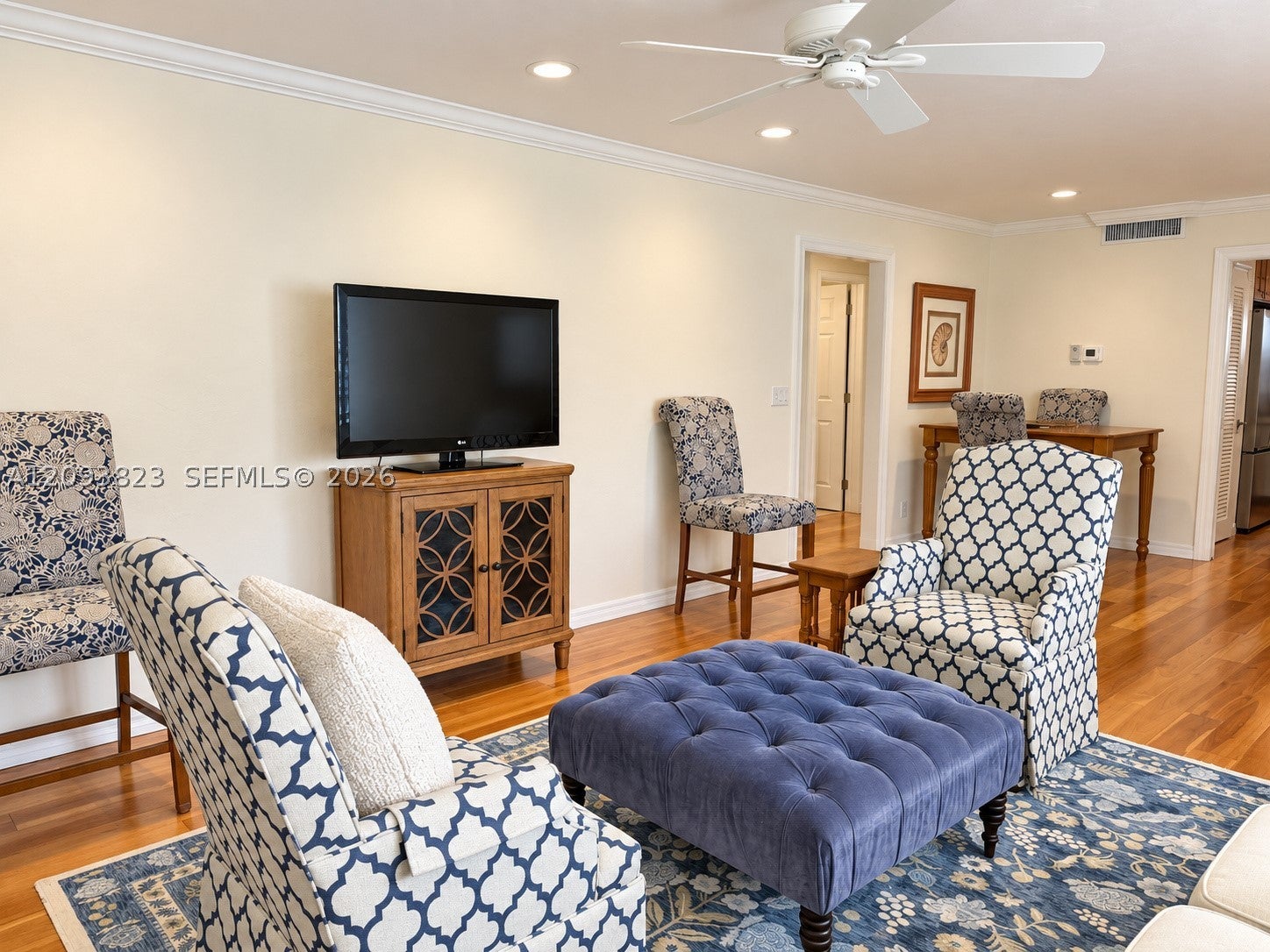 View photos, virtual tours, details... 11 Garden St 101T