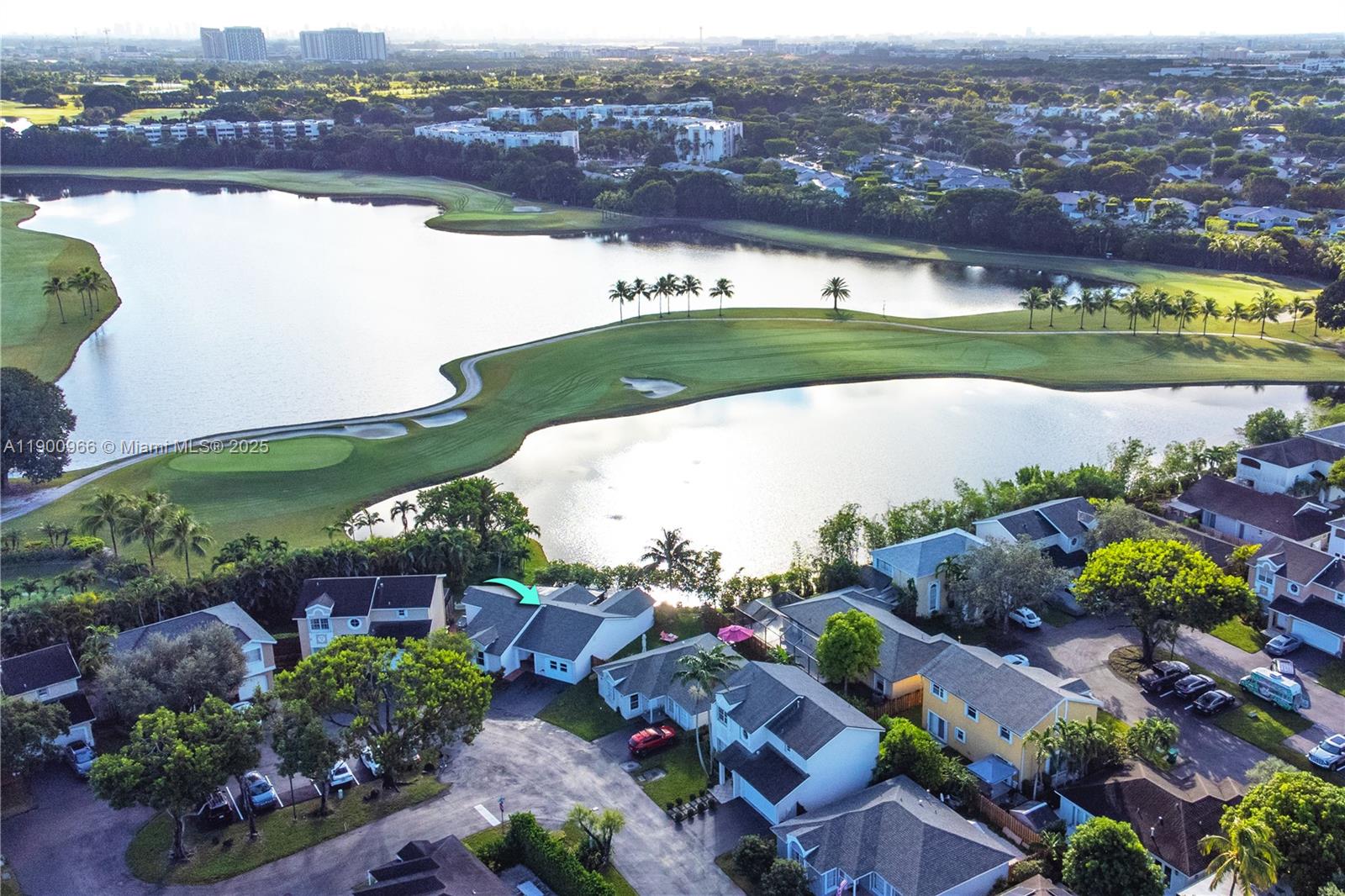 PATIO HOMES OF DORAL PINE - Residential