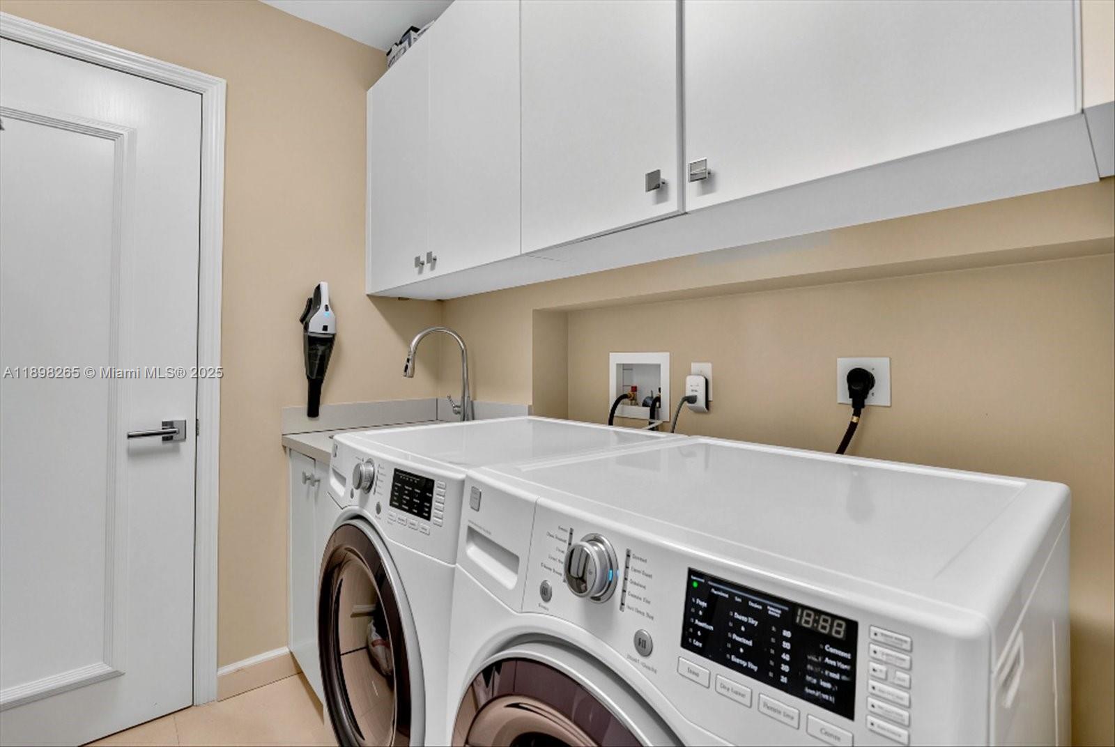 ATLANTIC I AT THE POINT C - Residential