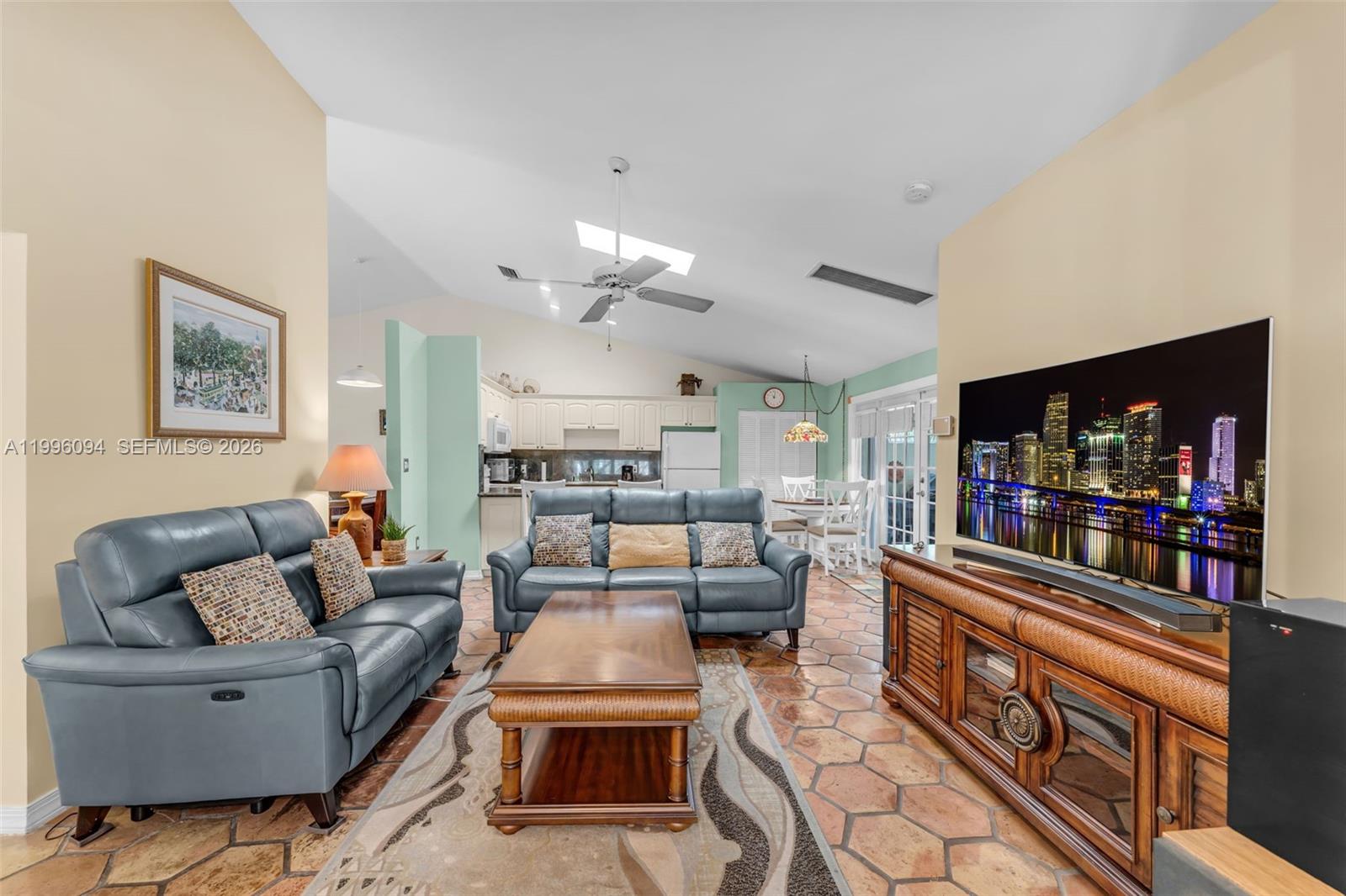 SUNFISH AT THE HAMMOCKS - Residential