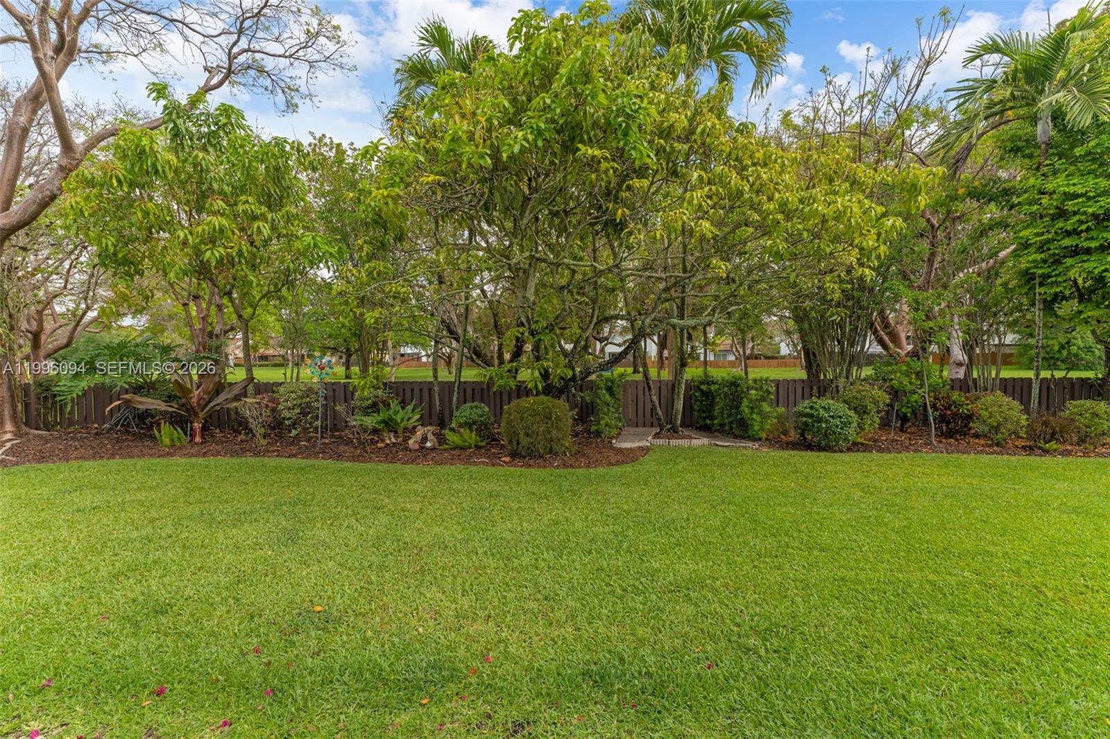 SUNFISH AT THE HAMMOCKS - Residential