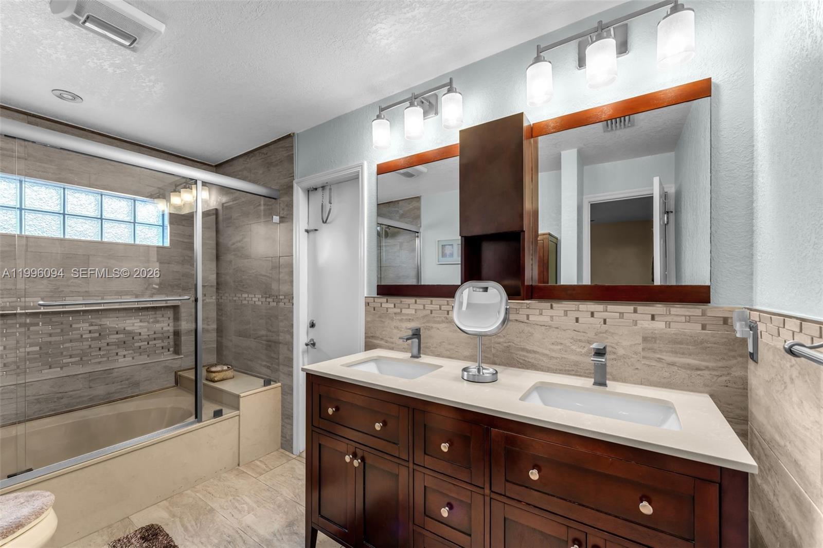 SUNFISH AT THE HAMMOCKS - Residential