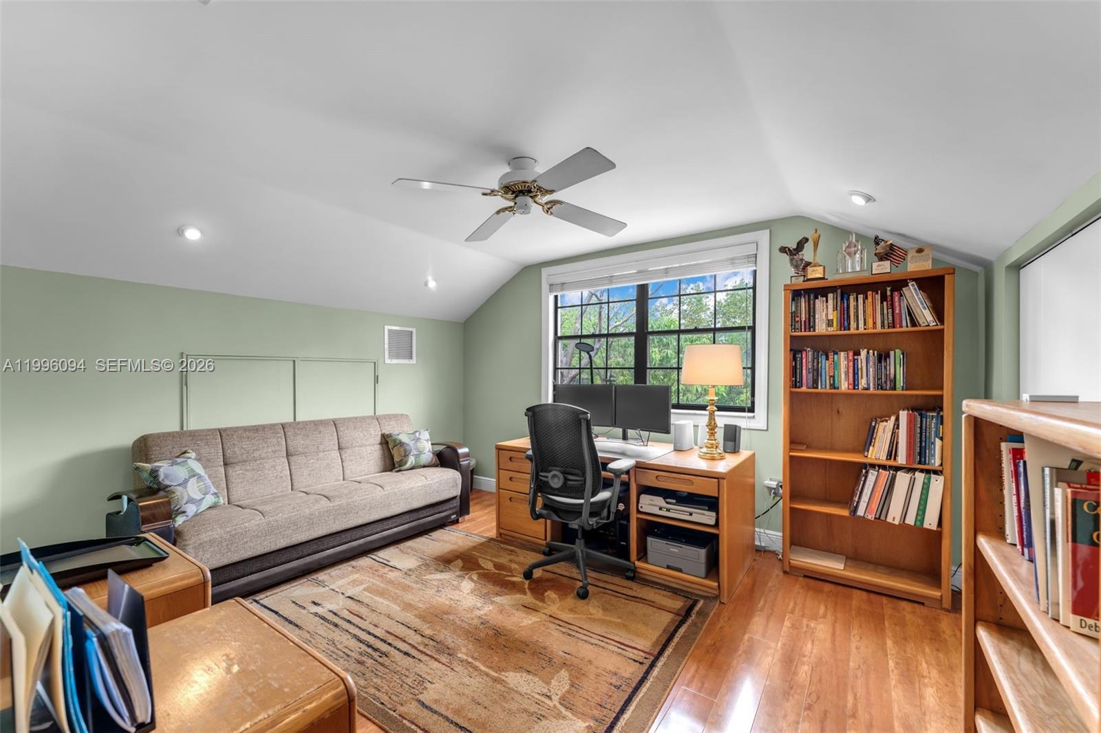 SUNFISH AT THE HAMMOCKS - Residential