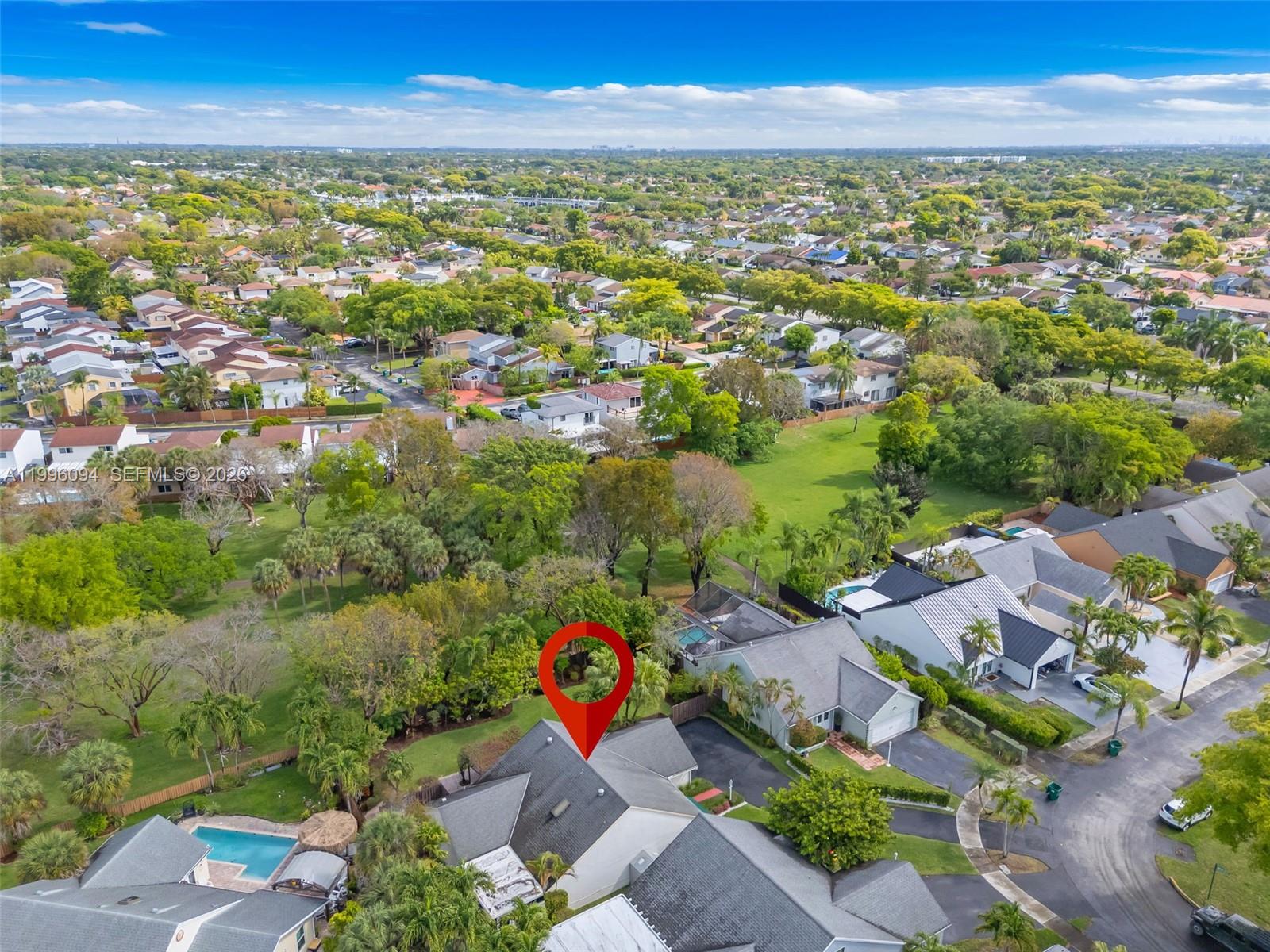 SUNFISH AT THE HAMMOCKS - Residential
