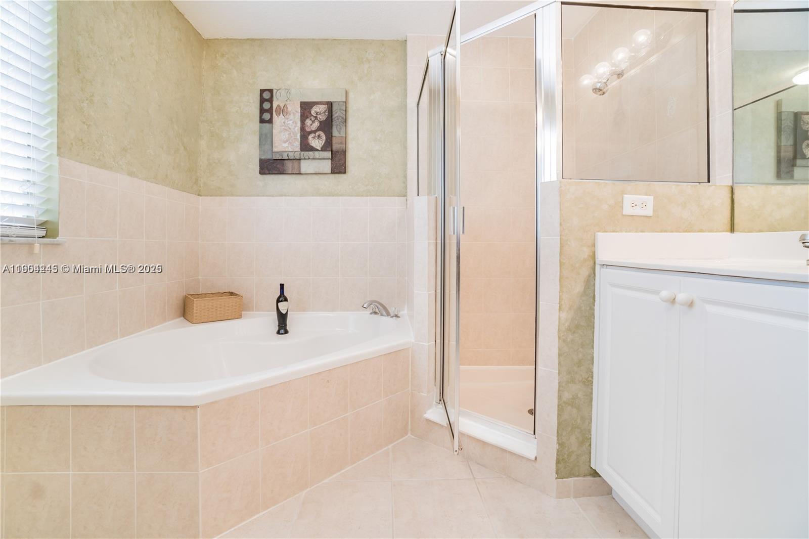 SUNRISE GOLF VILLAGE SECT - Residential Lease