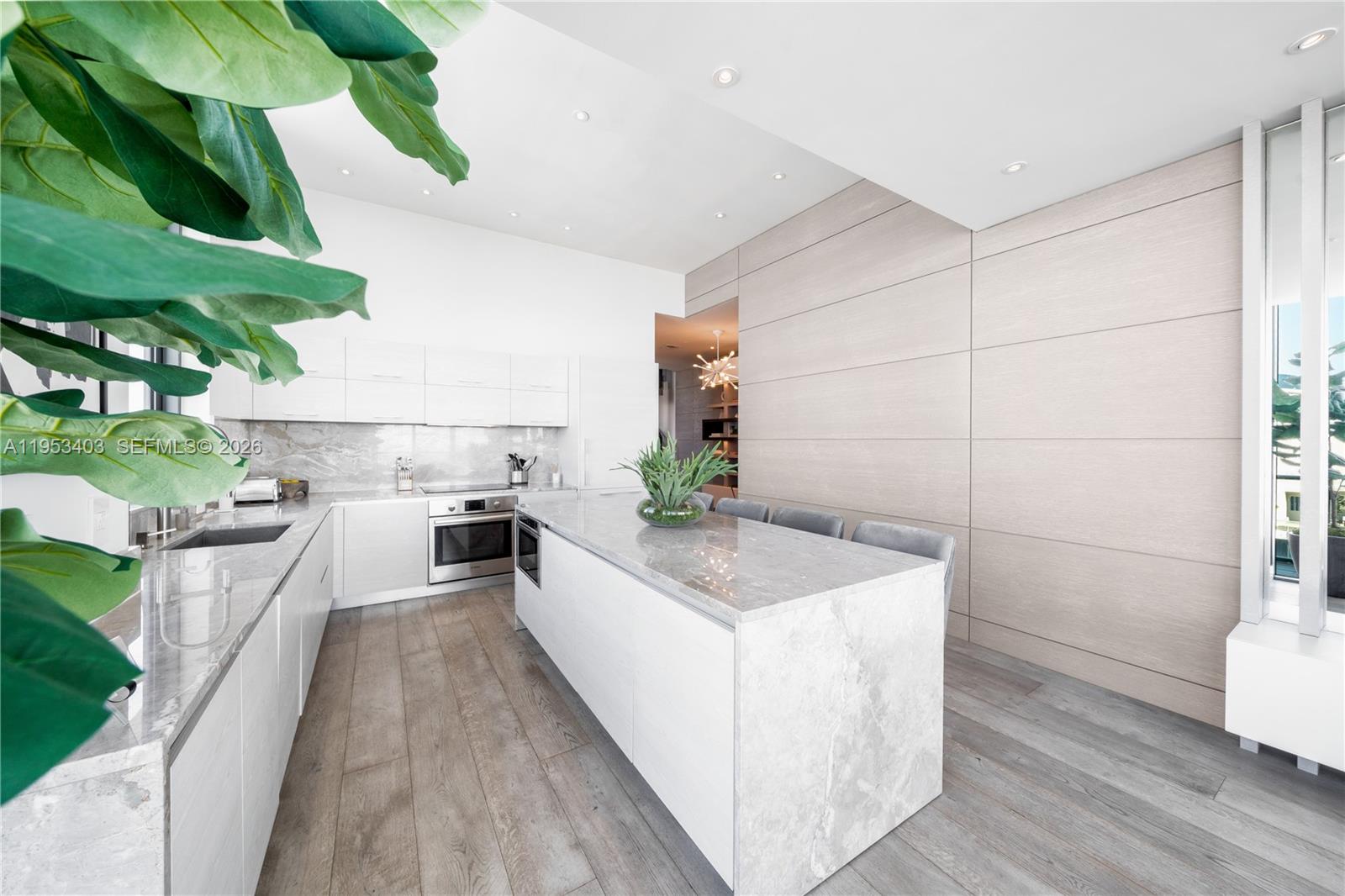 1300 S MIAMI AVENUE CONDO - Residential