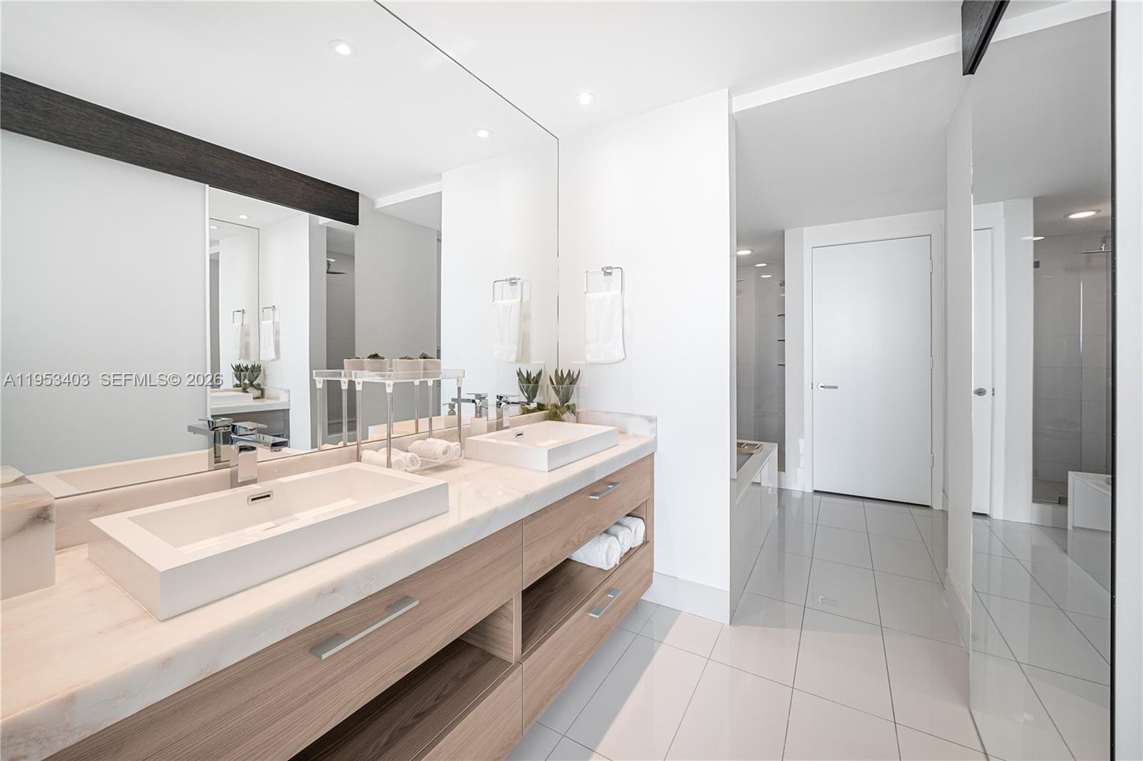 1300 S MIAMI AVENUE CONDO - Residential