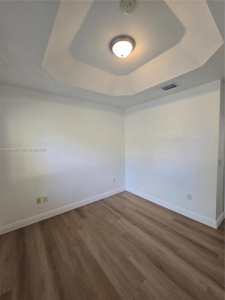 VILLAS AT CARMEL CONDO NO - Residential