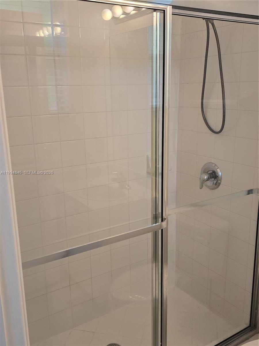 VILLAS AT CARMEL CONDO NO - Residential