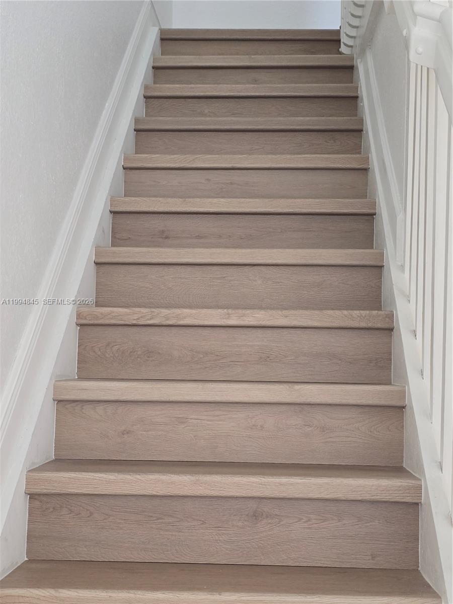 1575 NE 33rd Ave 104-9