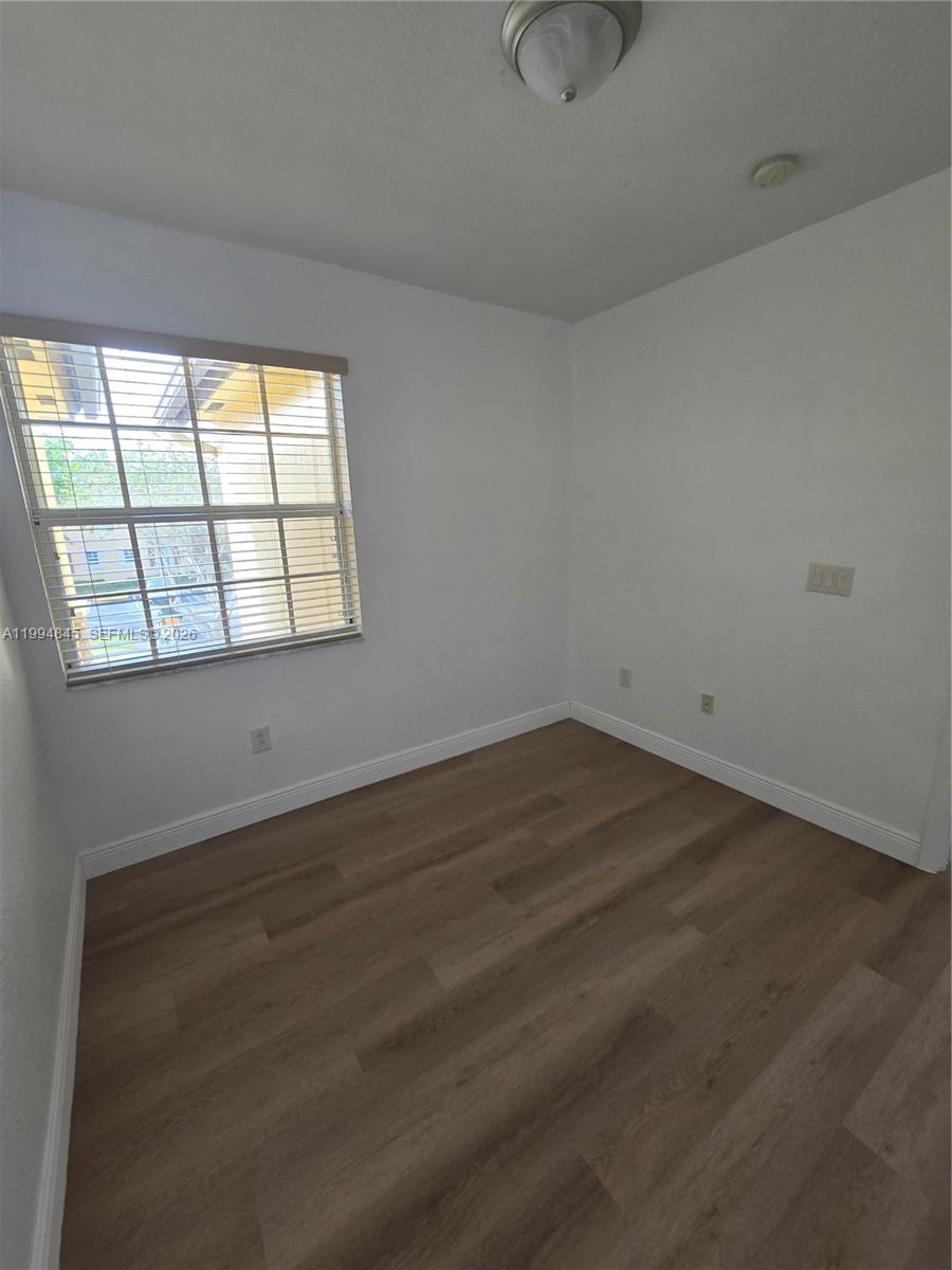 VILLAS AT CARMEL CONDO NO - Residential