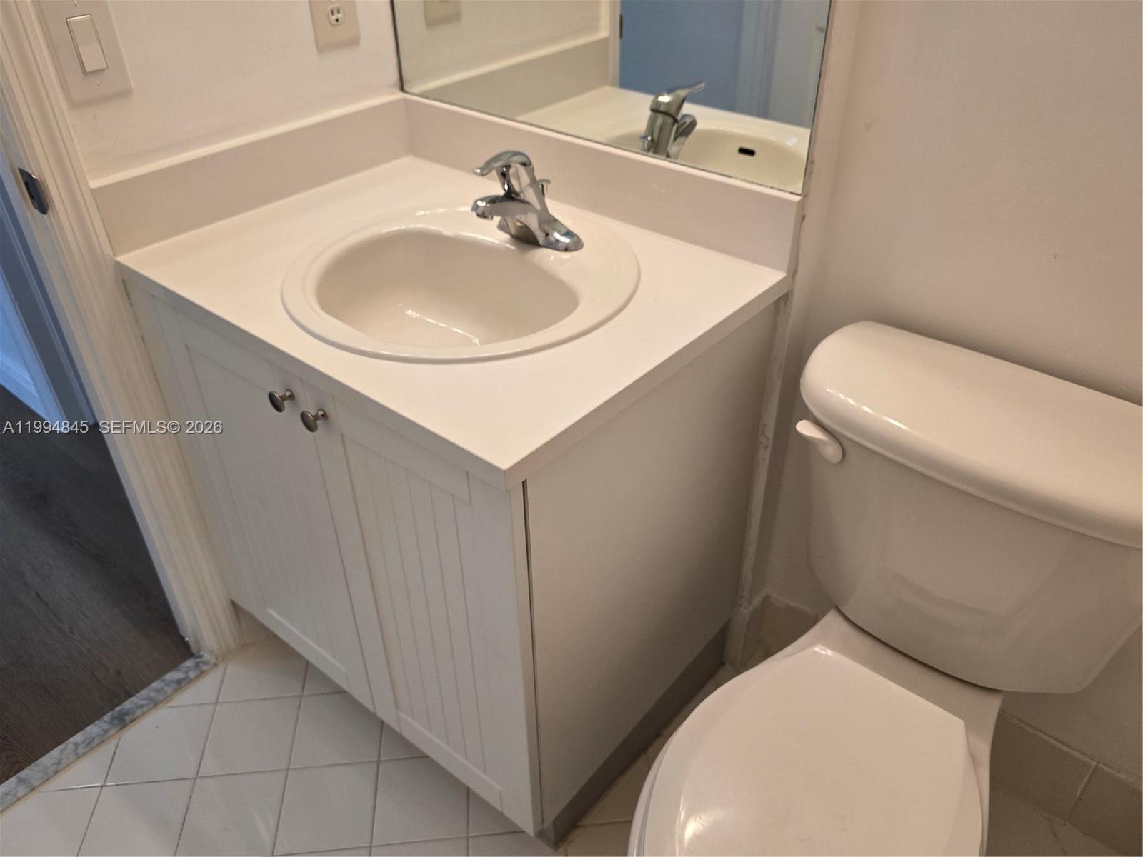 VILLAS AT CARMEL CONDO NO - Residential