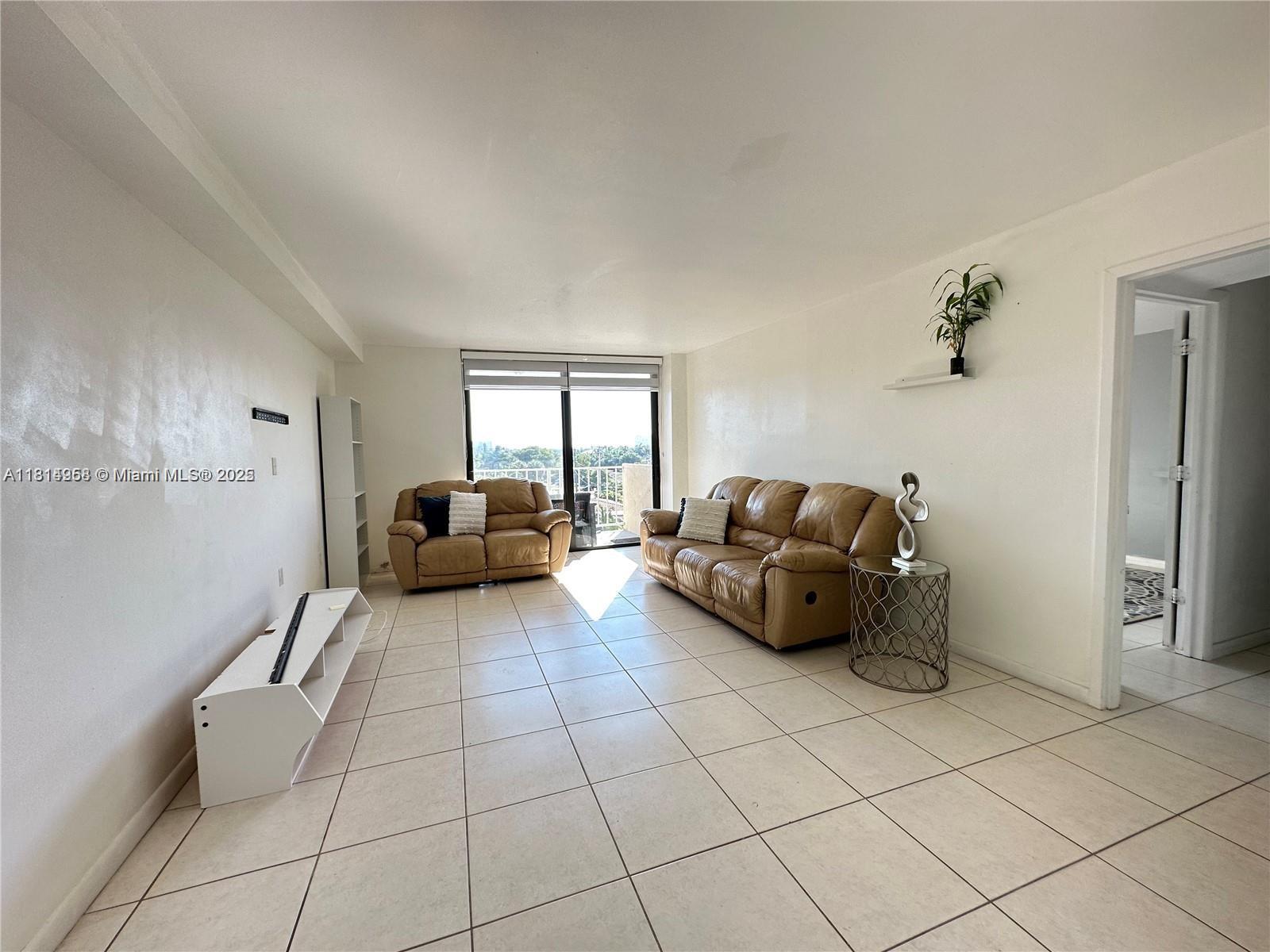VECINO DEL MAR CONDO - Residential Lease