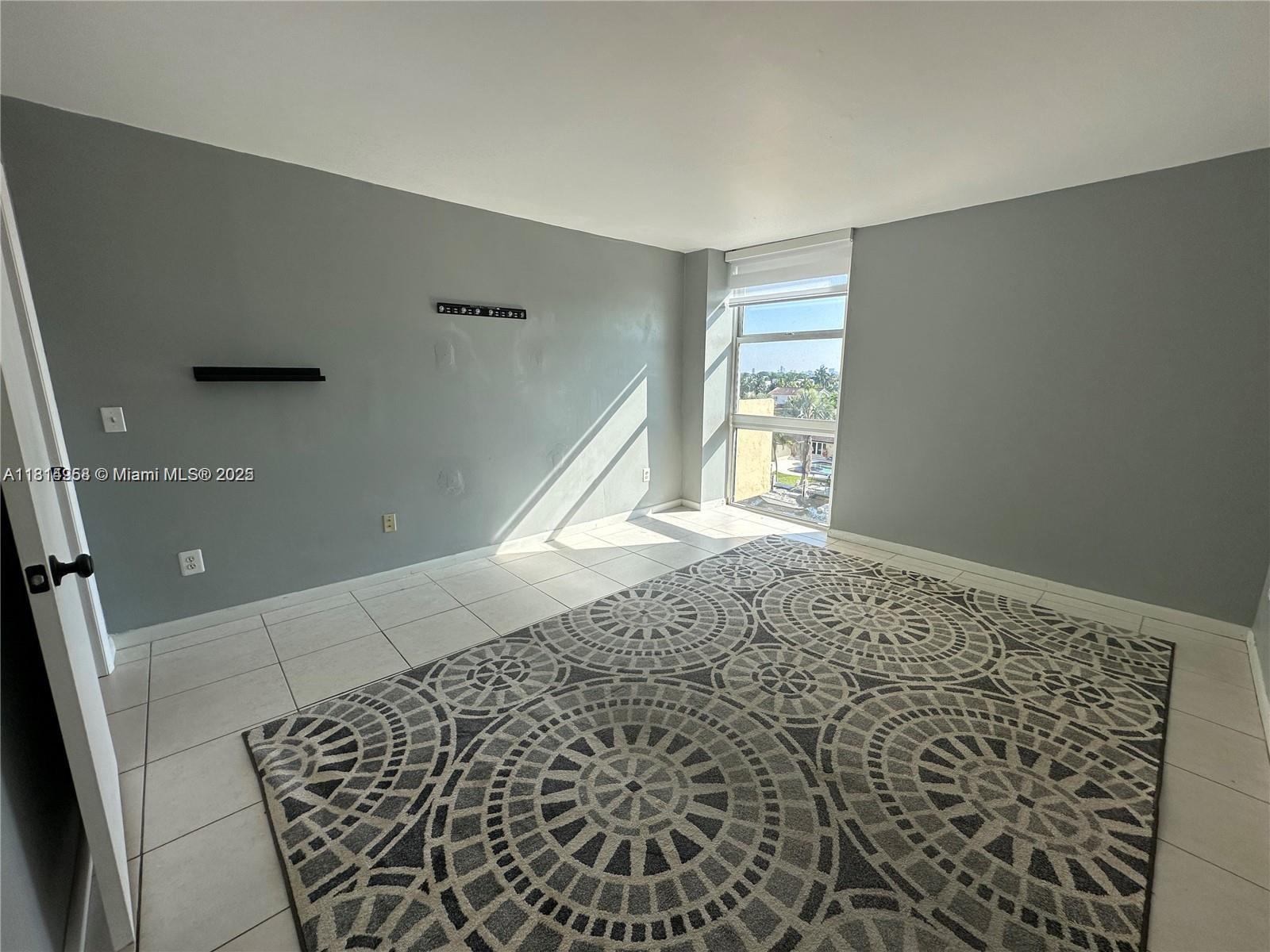 VECINO DEL MAR CONDO - Residential Lease