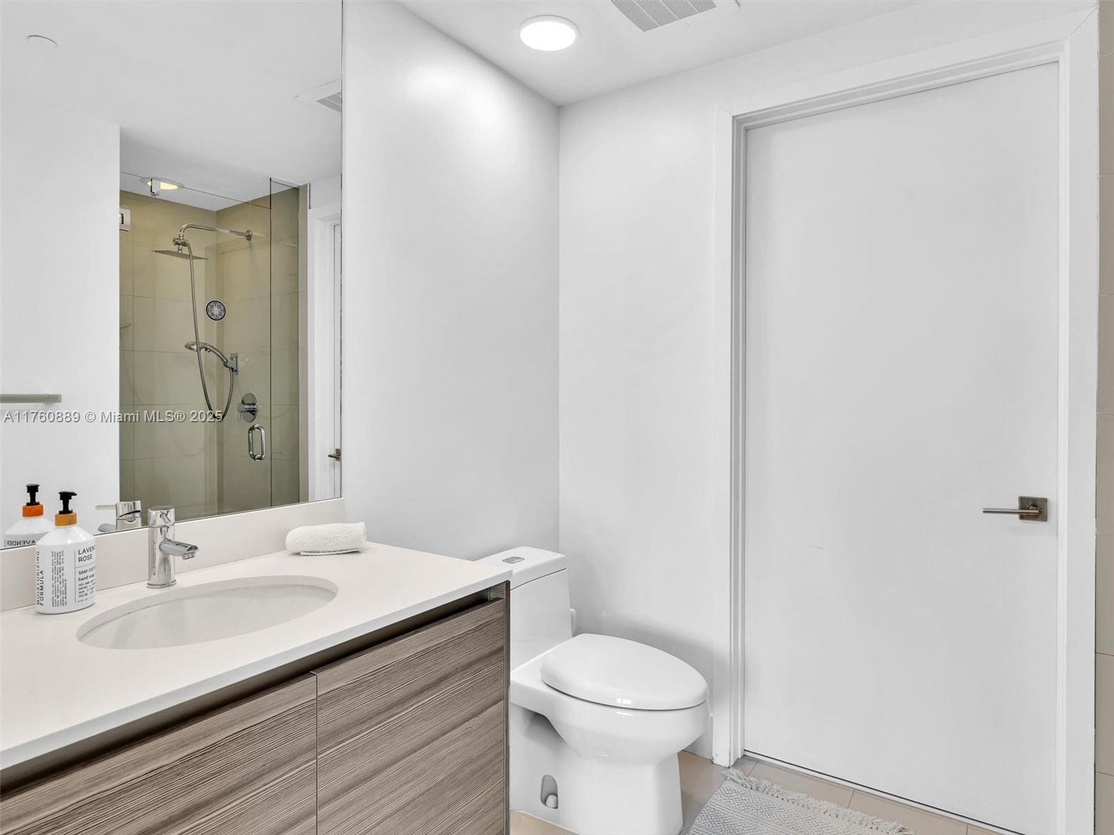 3401 MIDTOWN CONDO - Residential