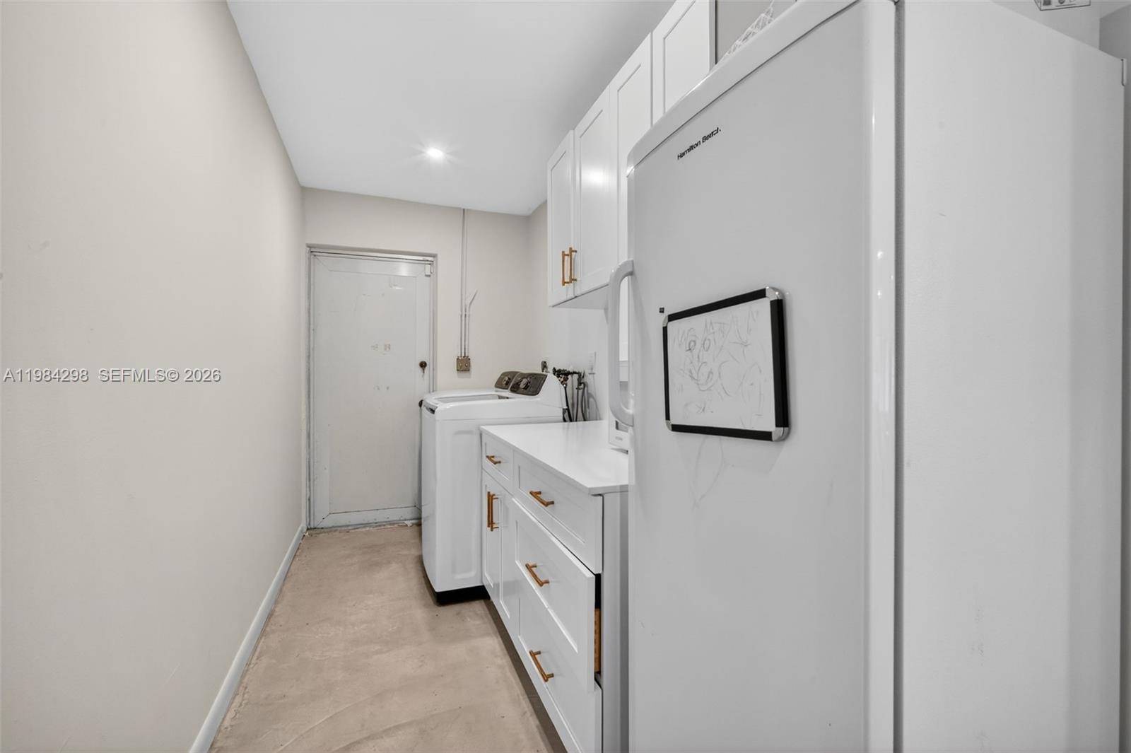 HOLLYWOOD HILLS 1965 - Residential