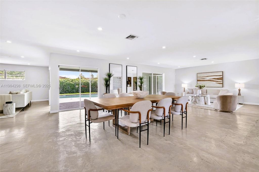 Photo of 1119 N 46th Ter, Hollywood, FL 33021 (MLS # A11984298)