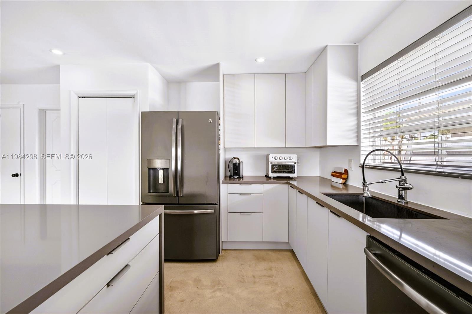 HOLLYWOOD HILLS 1965 - Residential