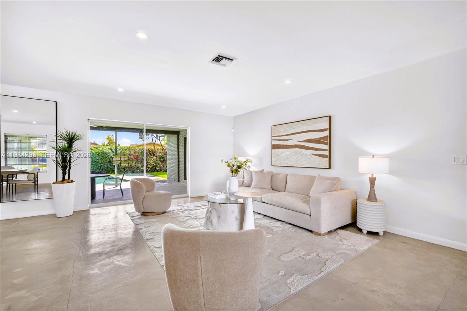 HOLLYWOOD HILLS 1965 - Residential