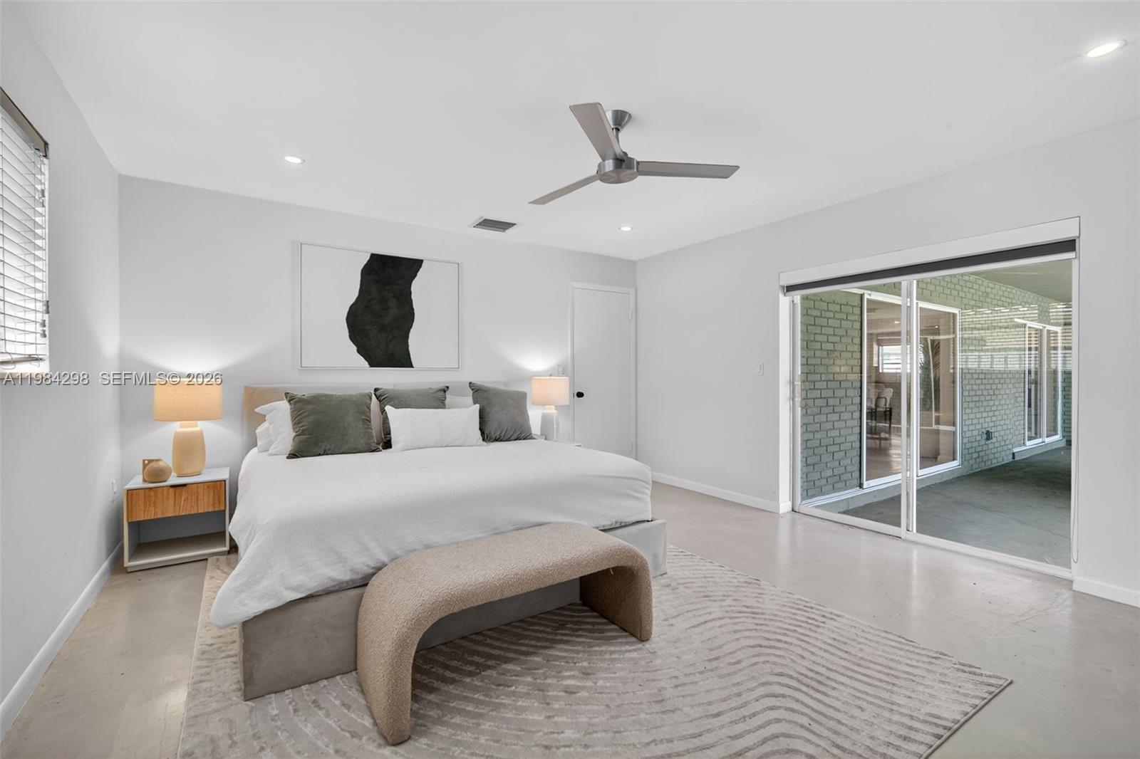 HOLLYWOOD HILLS 1965 - Residential