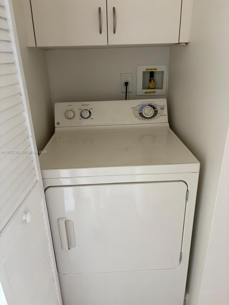 VILLA FLORA CONDO - Residential