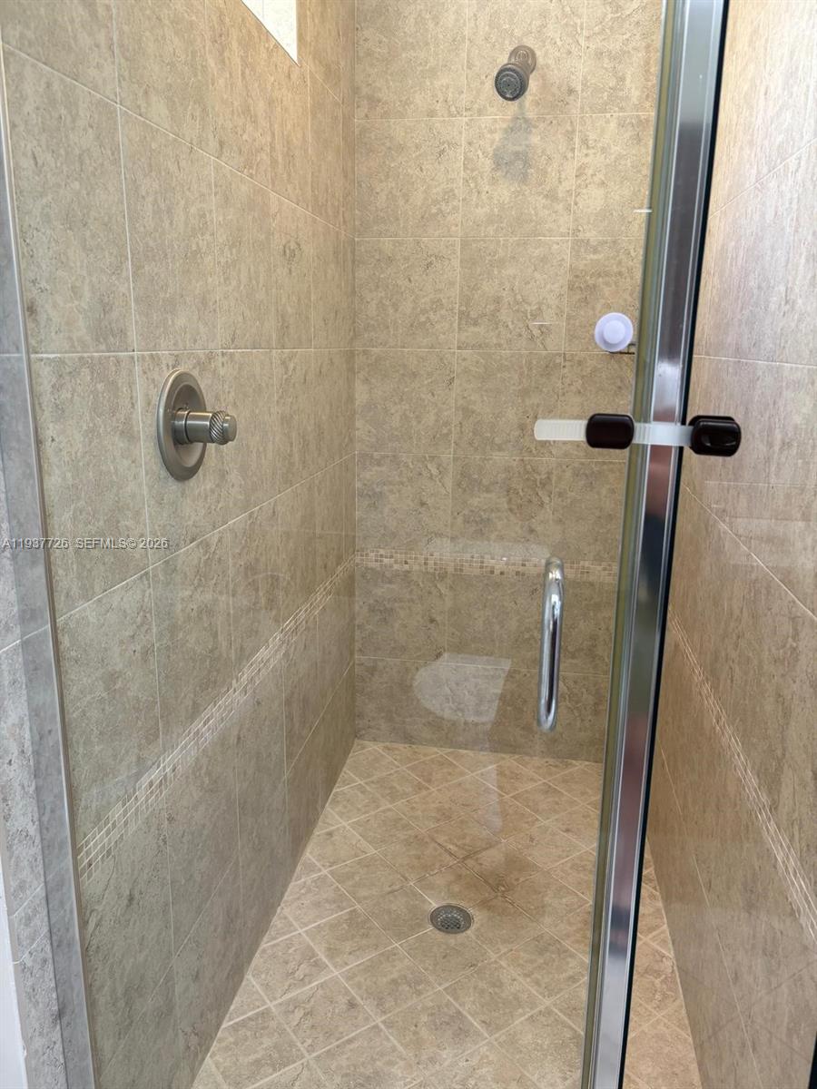 VILLA FLORA CONDO - Residential