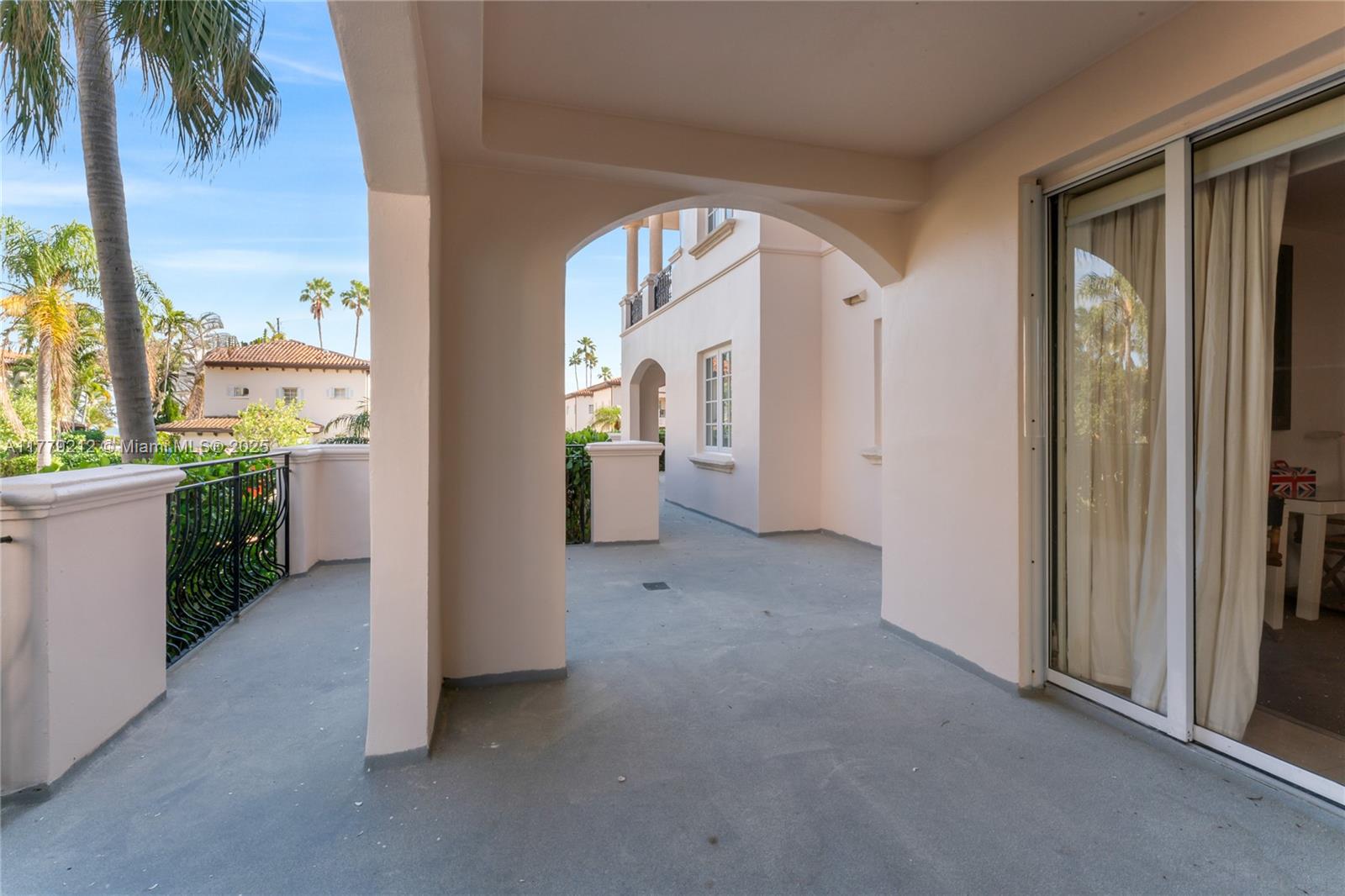 SEASIDE CONDO - Residential Lease