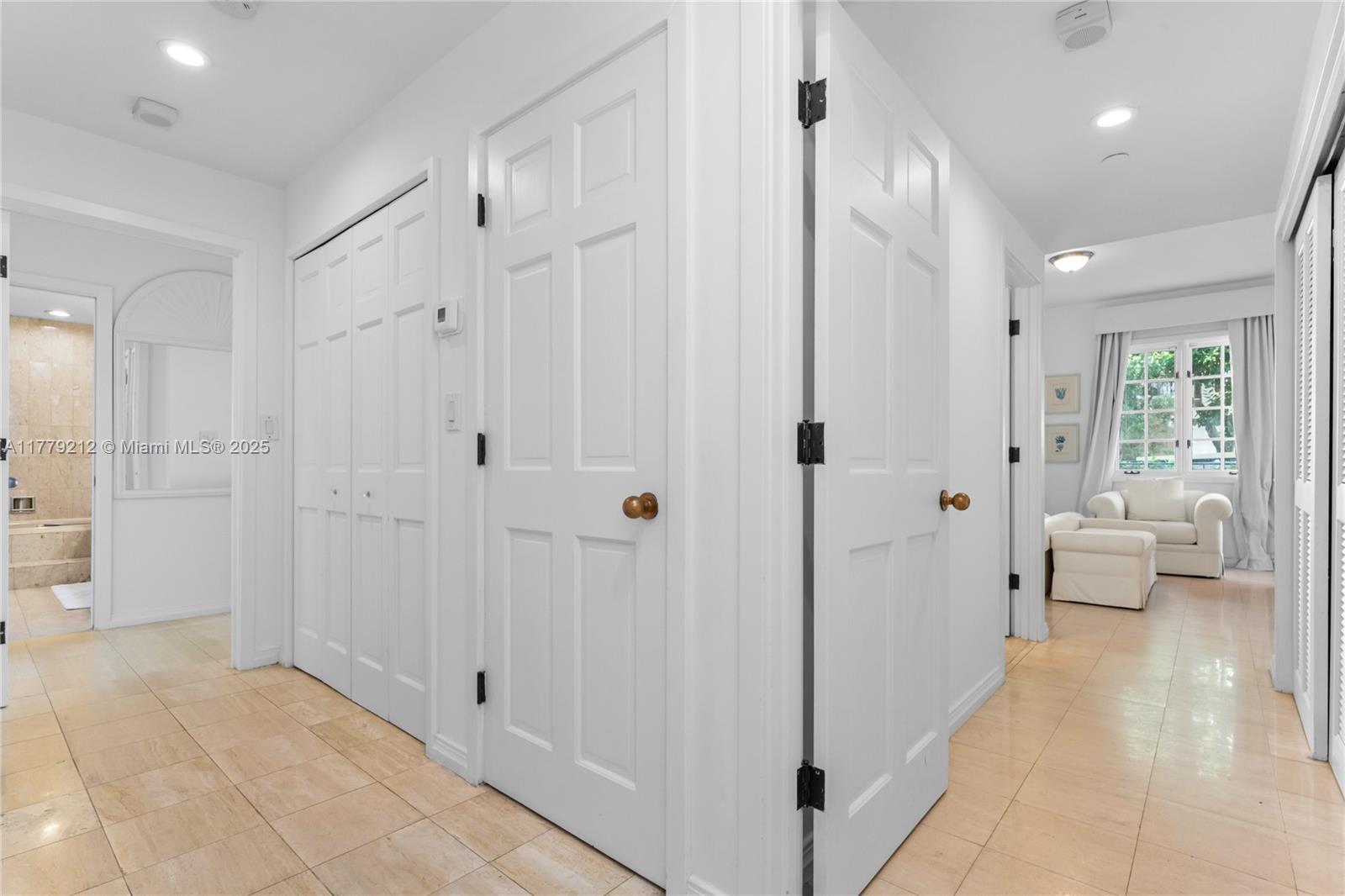 SEASIDE CONDO - Residential Lease