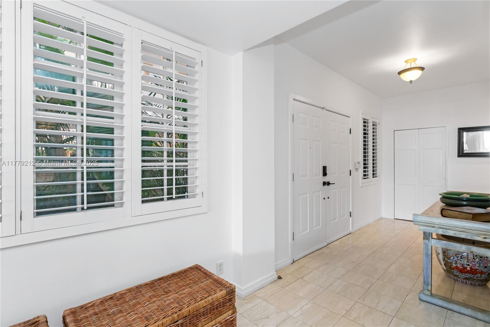 SEASIDE CONDO - Residential Lease