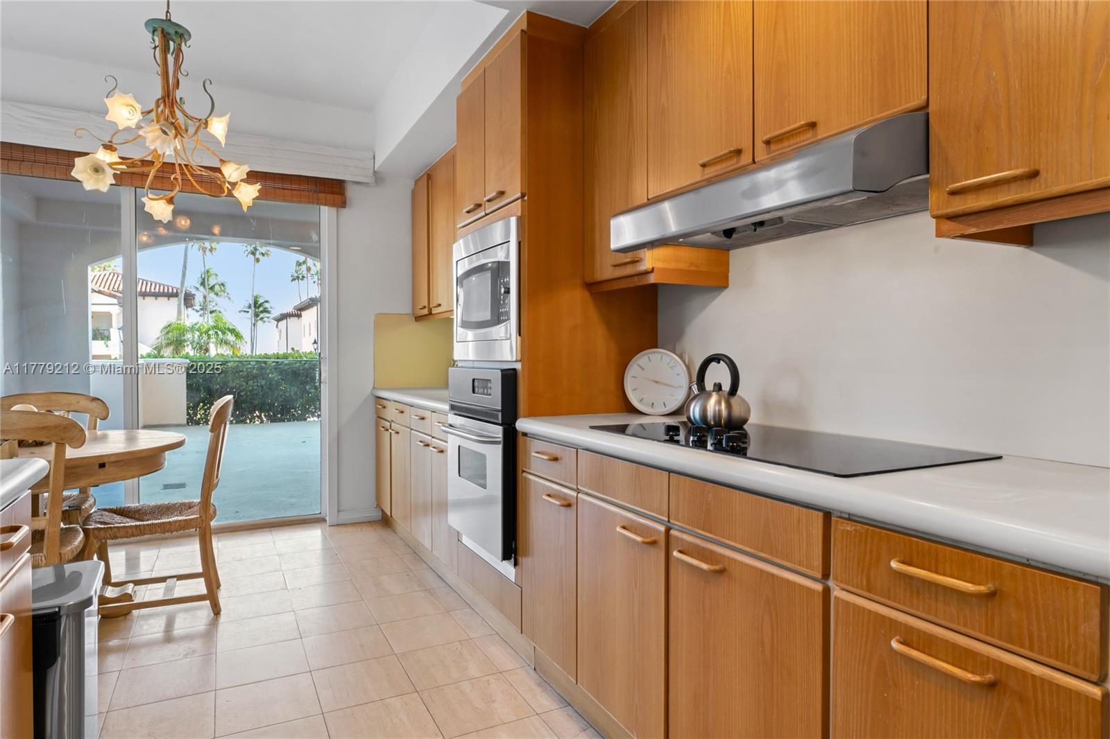 SEASIDE CONDO - Residential Lease