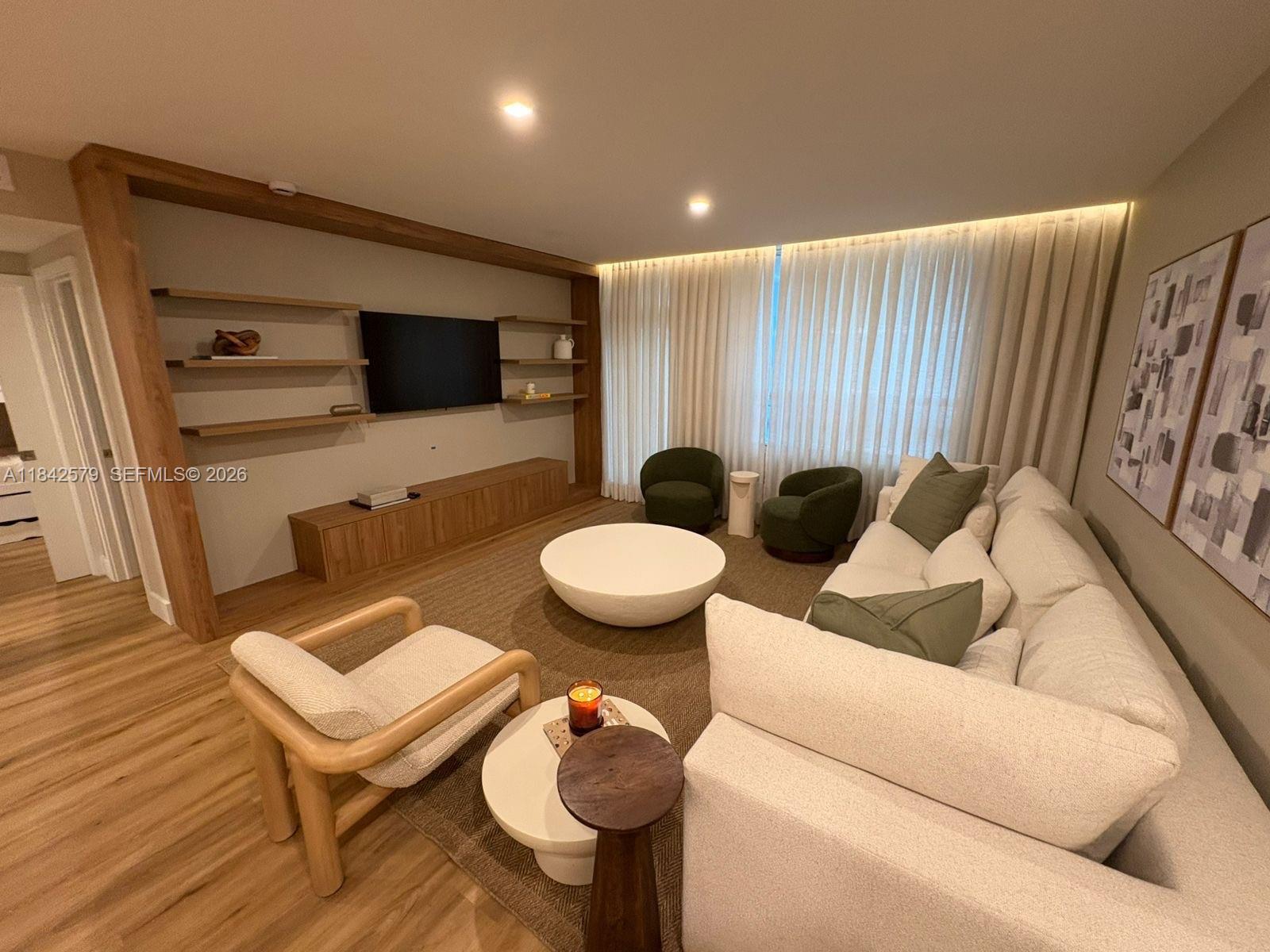 10185 NE Collins Ave 1220