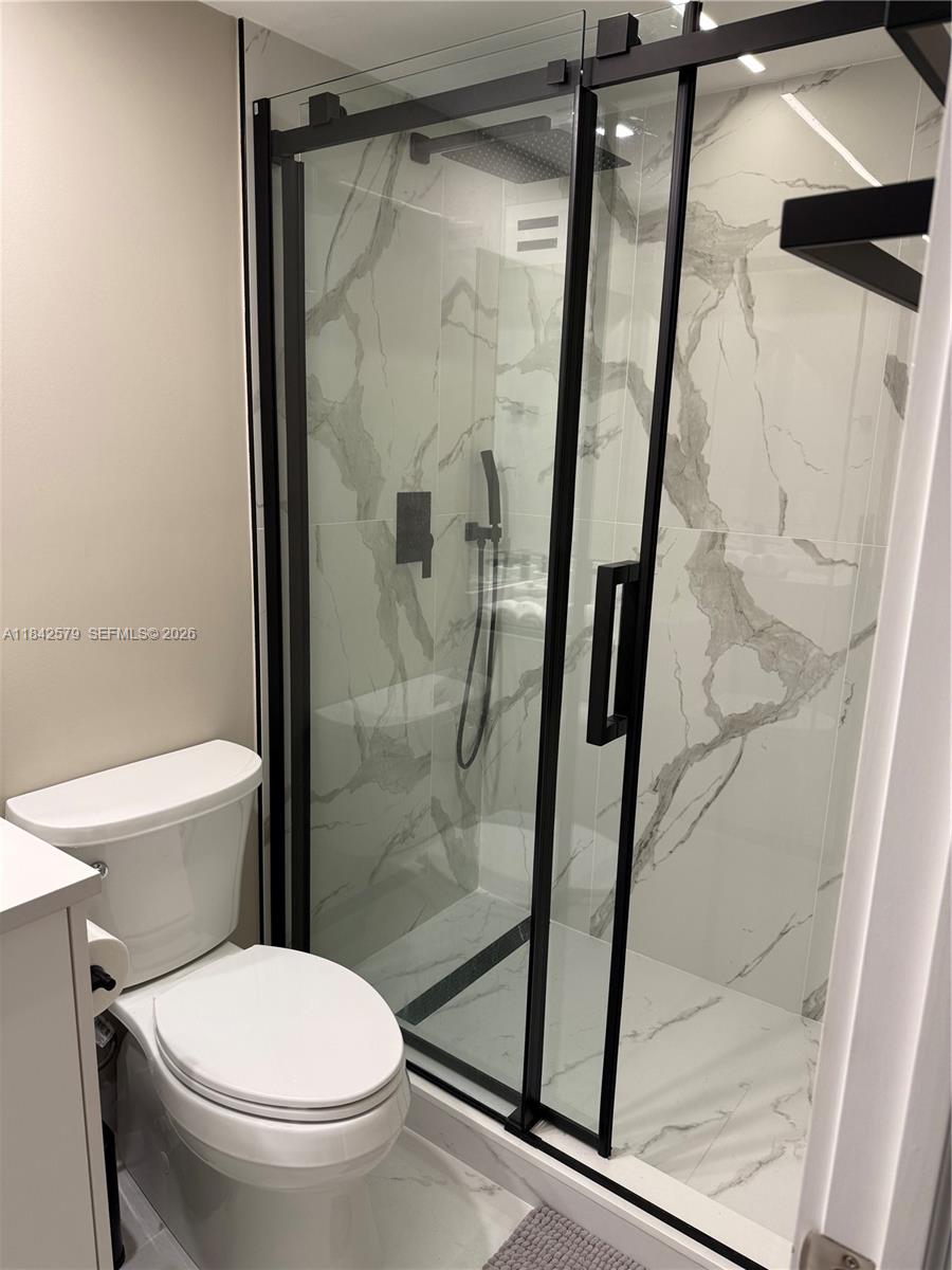 THE PLAZA OF BAL HARBOUR - Residential Lease