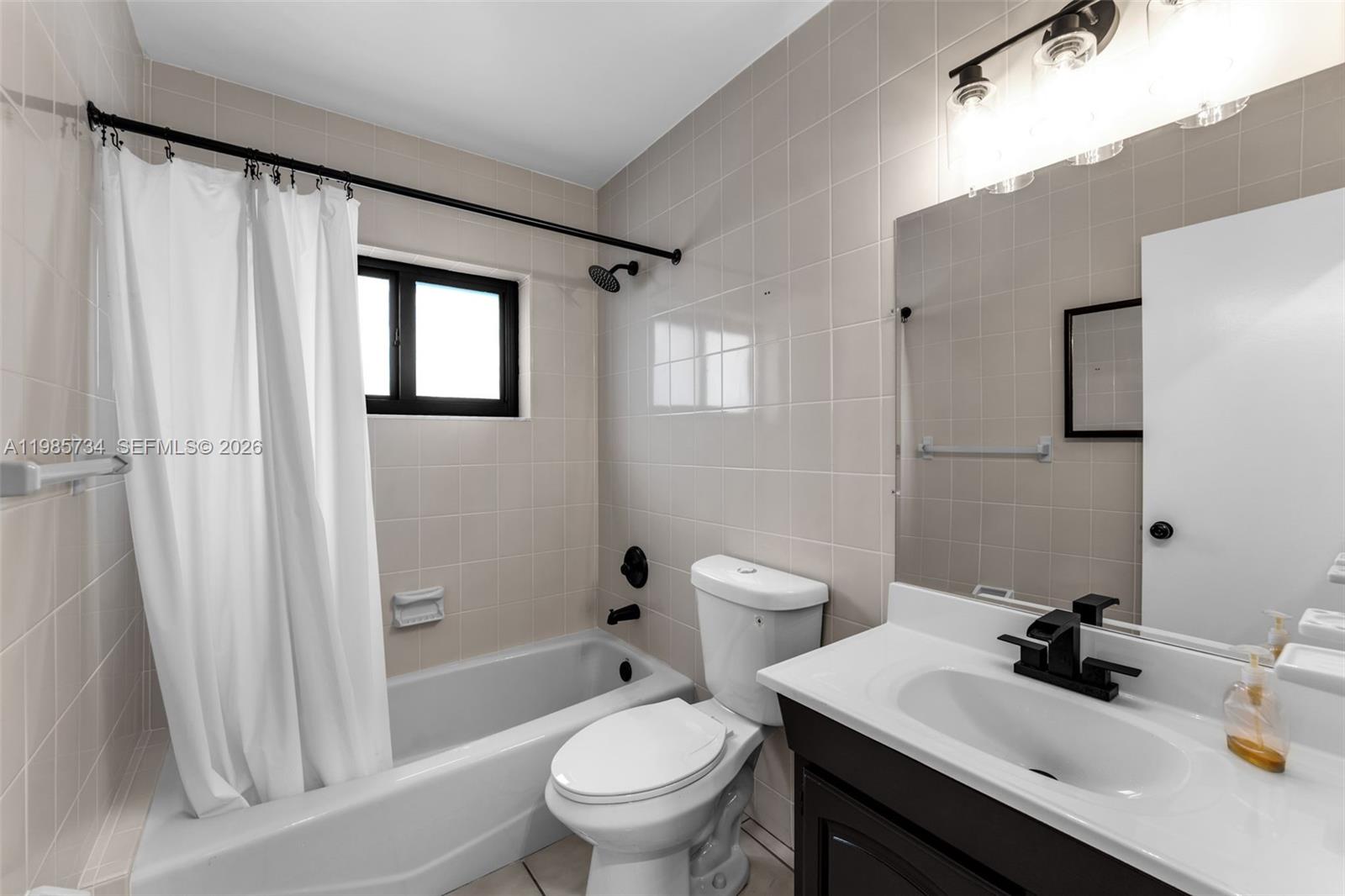 BEL AIRE SEC 13 - Residential Lease